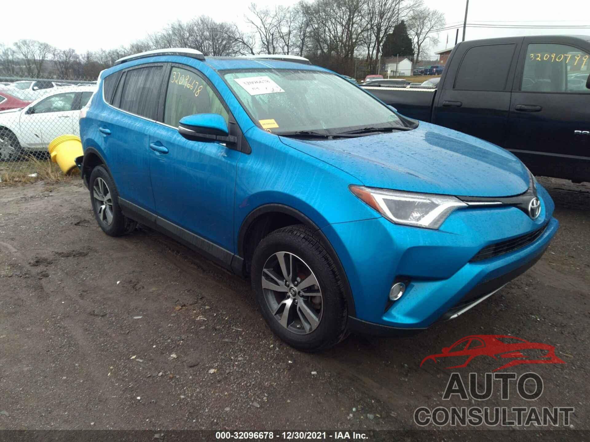 TOYOTA RAV4 2016 - JTMWFREV0GD082350