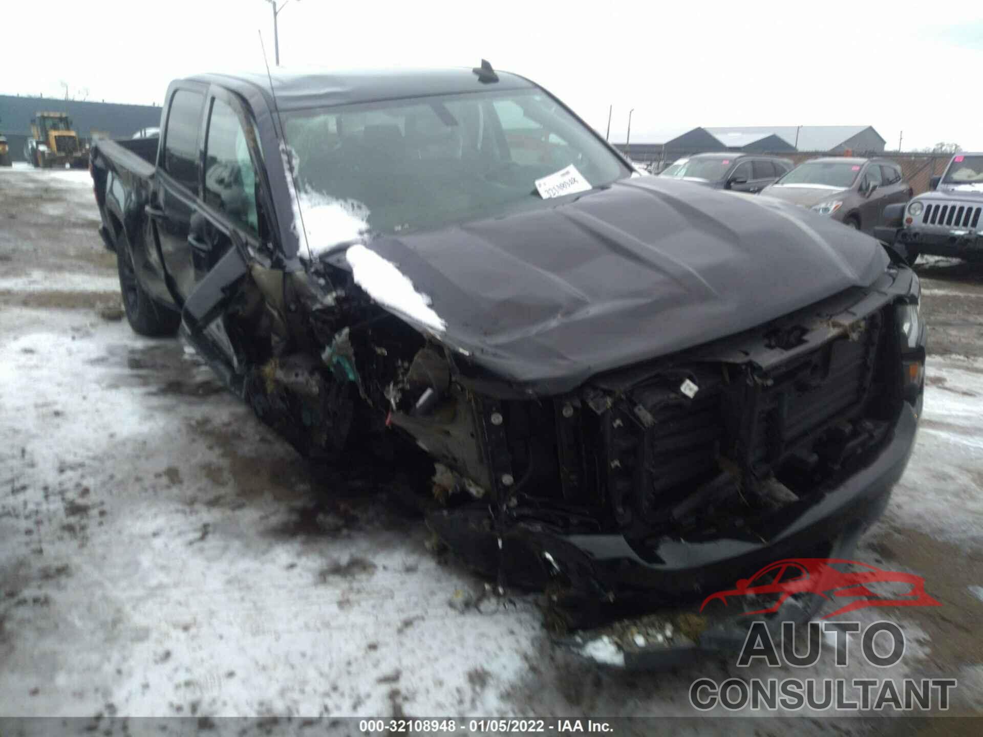 CHEVROLET SILVERADO 1500 2018 - 1GCVKREC9JZ371145