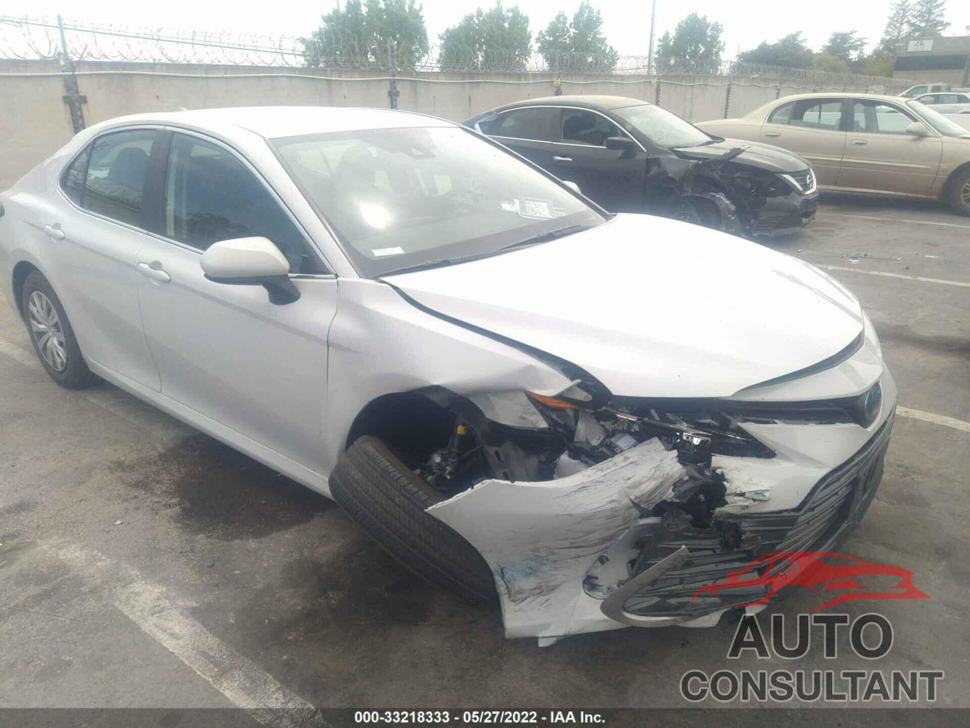 TOYOTA CAMRY 2022 - 4T1C31AK0NU034719