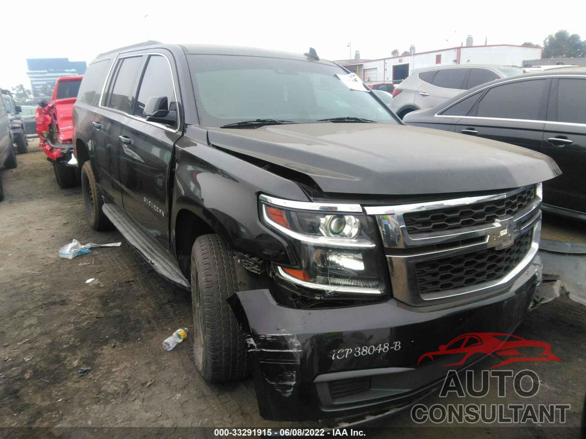 CHEVROLET SUBURBAN 2018 - 1GNSCHKC2JR272334