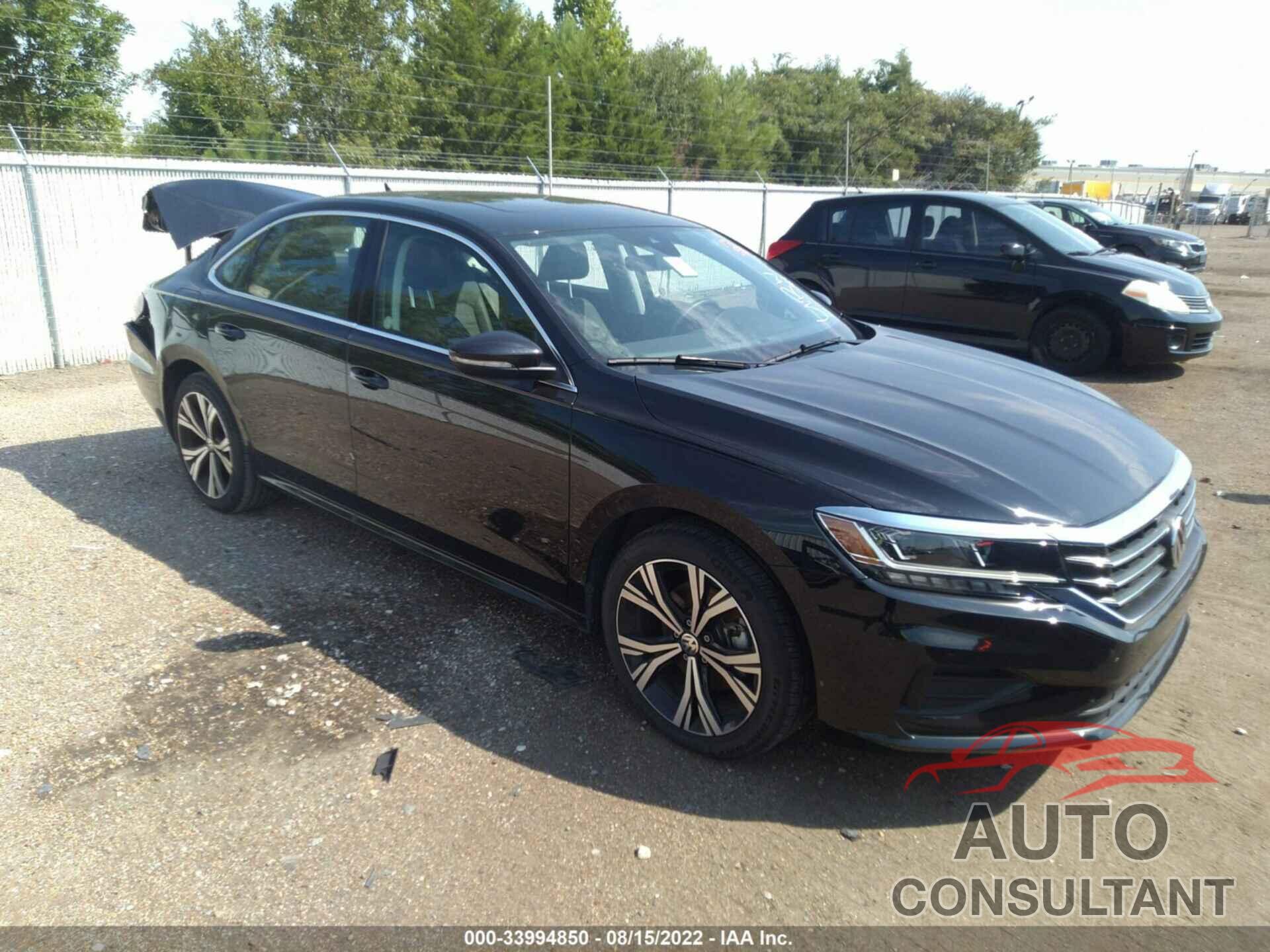 VOLKSWAGEN PASSAT 2022 - 1VWSA7A35NC001641