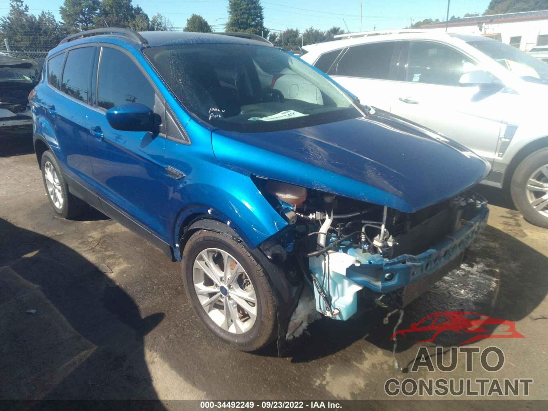 FORD ESCAPE 2017 - 1FMCU0G91HUA45616