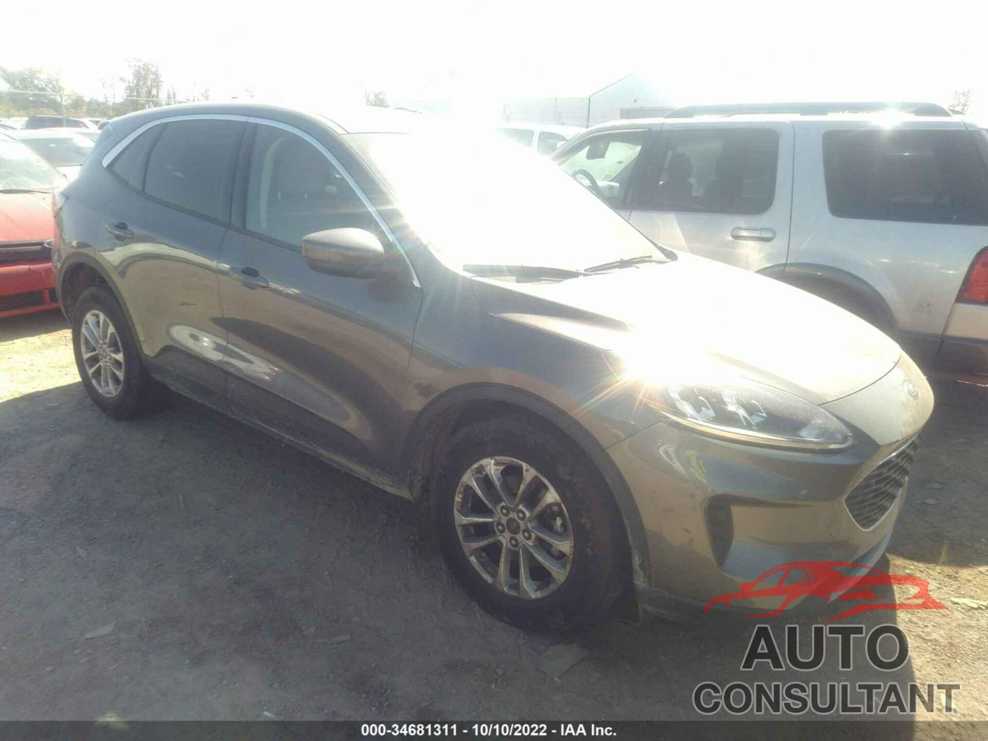 FORD ESCAPE 2021 - 1FMCU9G67MUA38402