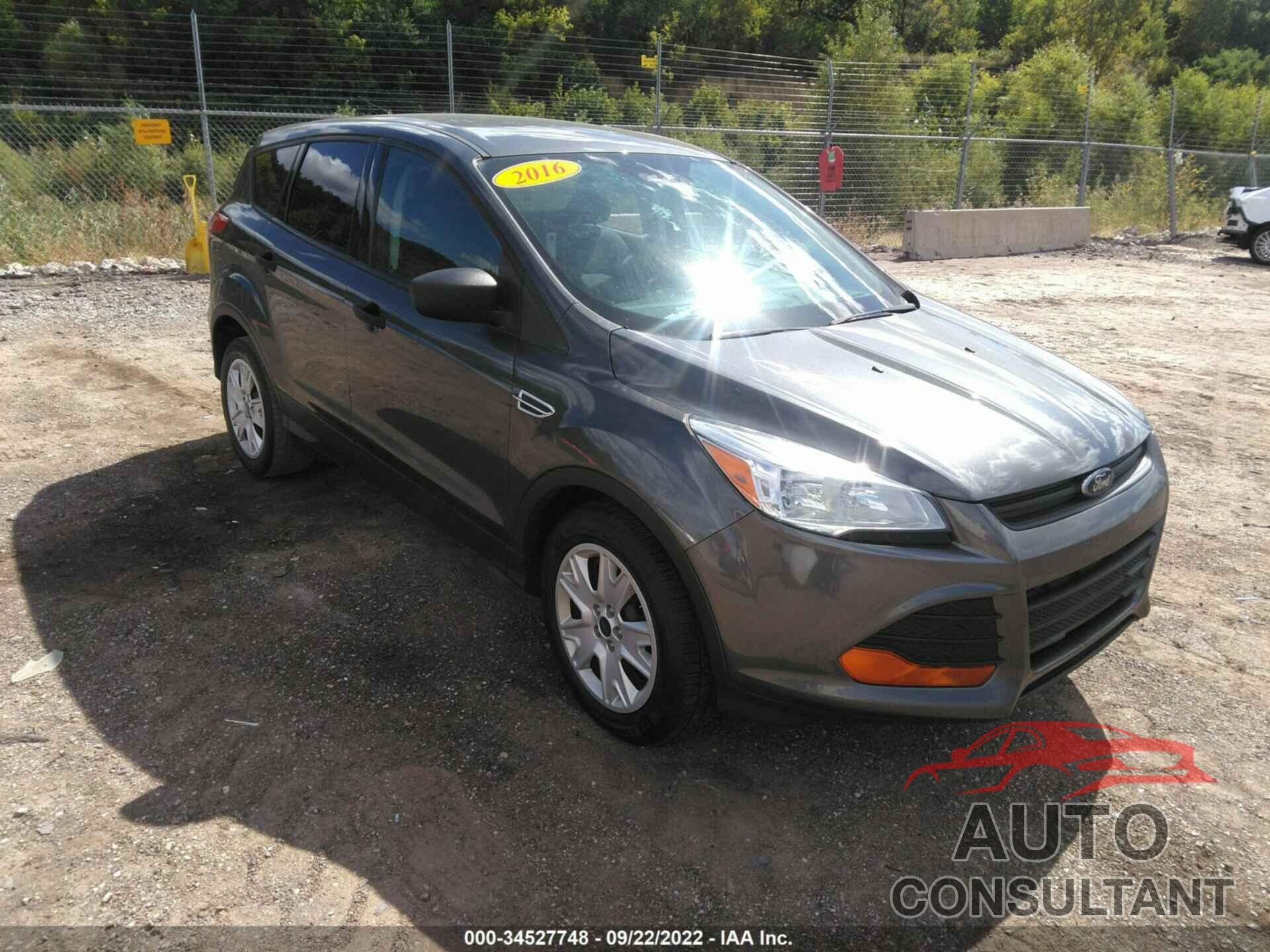 FORD ESCAPE 2016 - 1FMCU0F72GUB44606