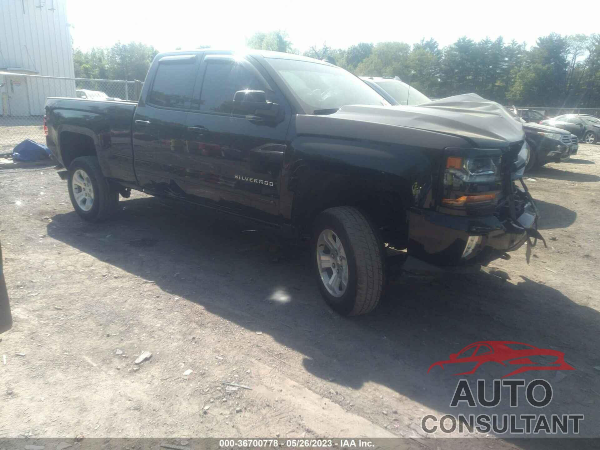 CHEVROLET SILVERADO 1500 2018 - 1GCVKREC0JZ376492
