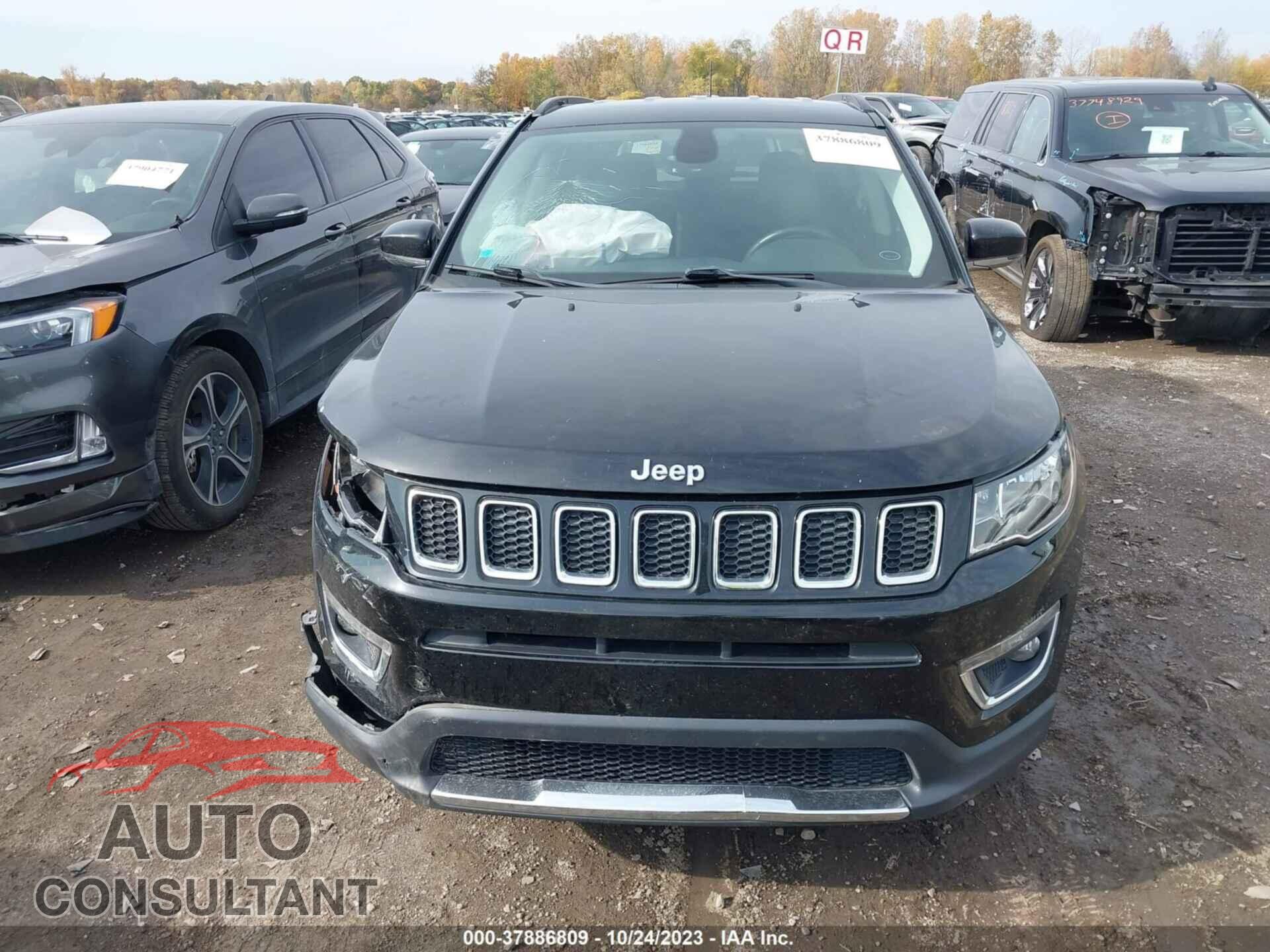 JEEP COMPASS 2018 - 3C4NJDCB7JT191895