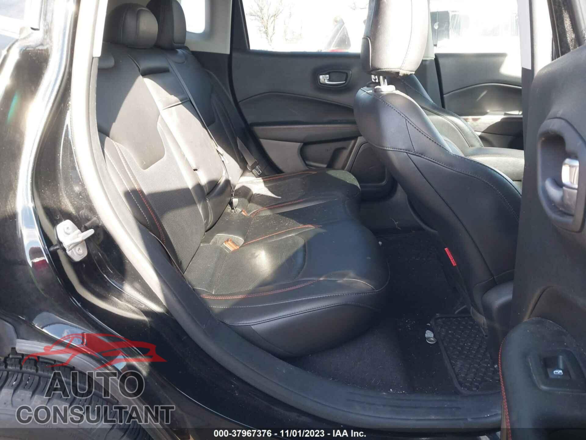 JEEP COMPASS 2018 - 3C4NJDDB0JT234875