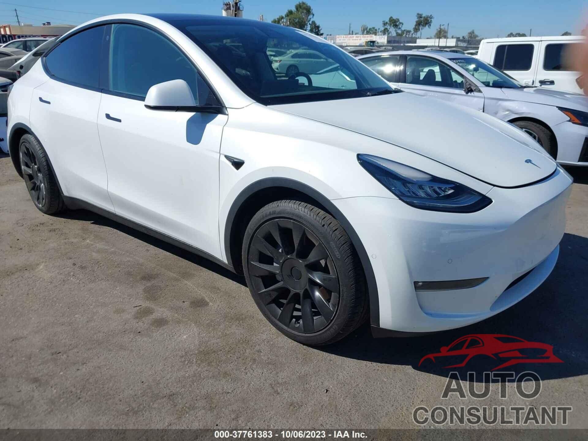 TESLA MODEL Y 2021 - 5YJYGDEEXMF294797