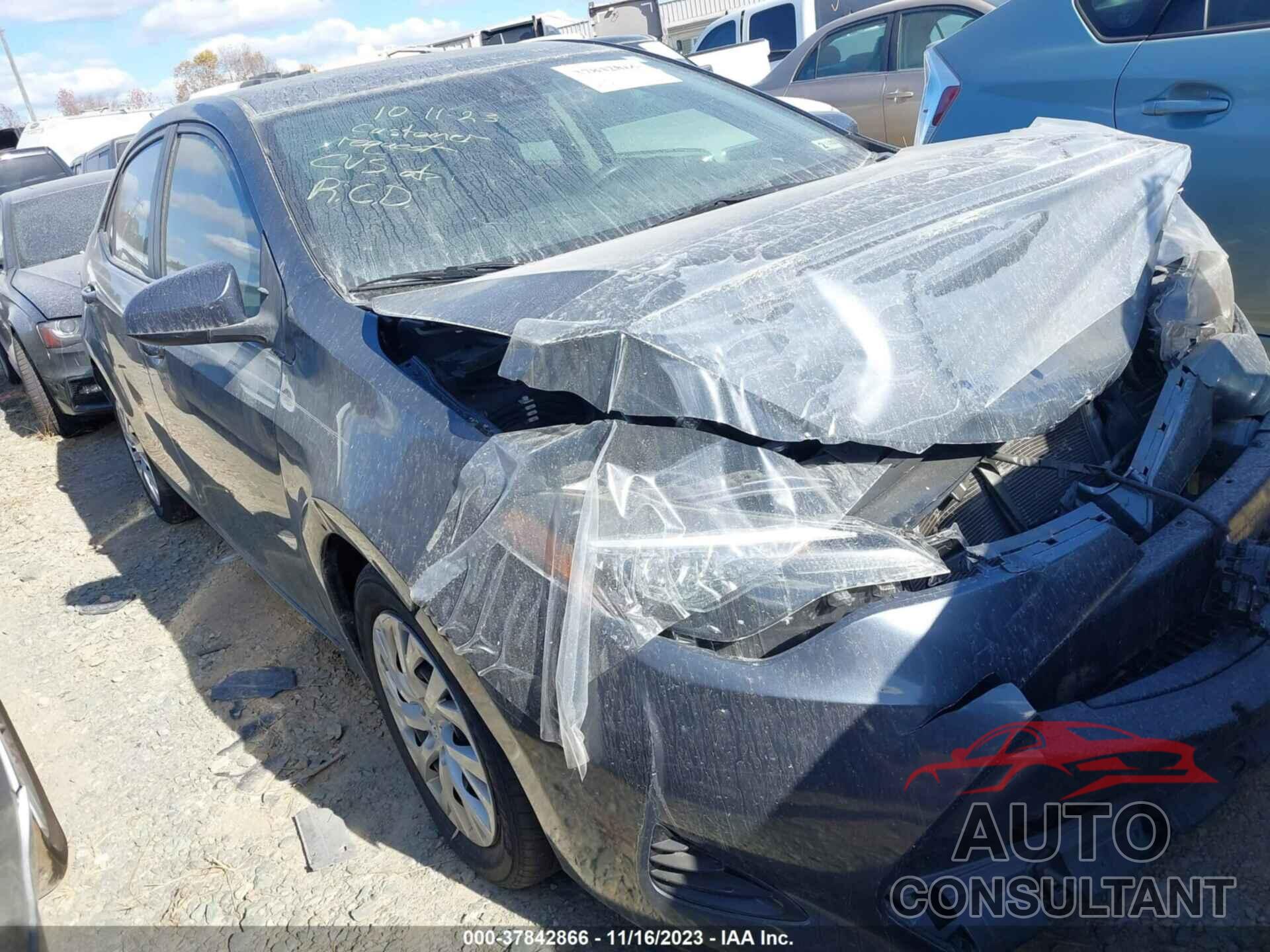 TOYOTA COROLLA 2018 - 5YFBURHE7JP818091