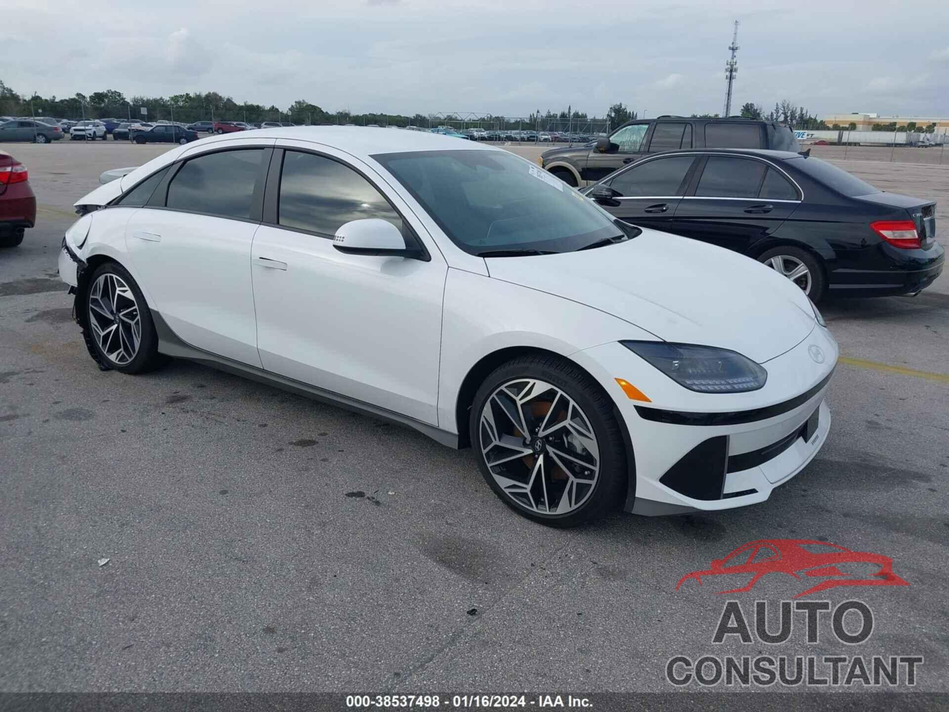 HYUNDAI IONIQ 6 2023 - KMHM34AA6PA031308