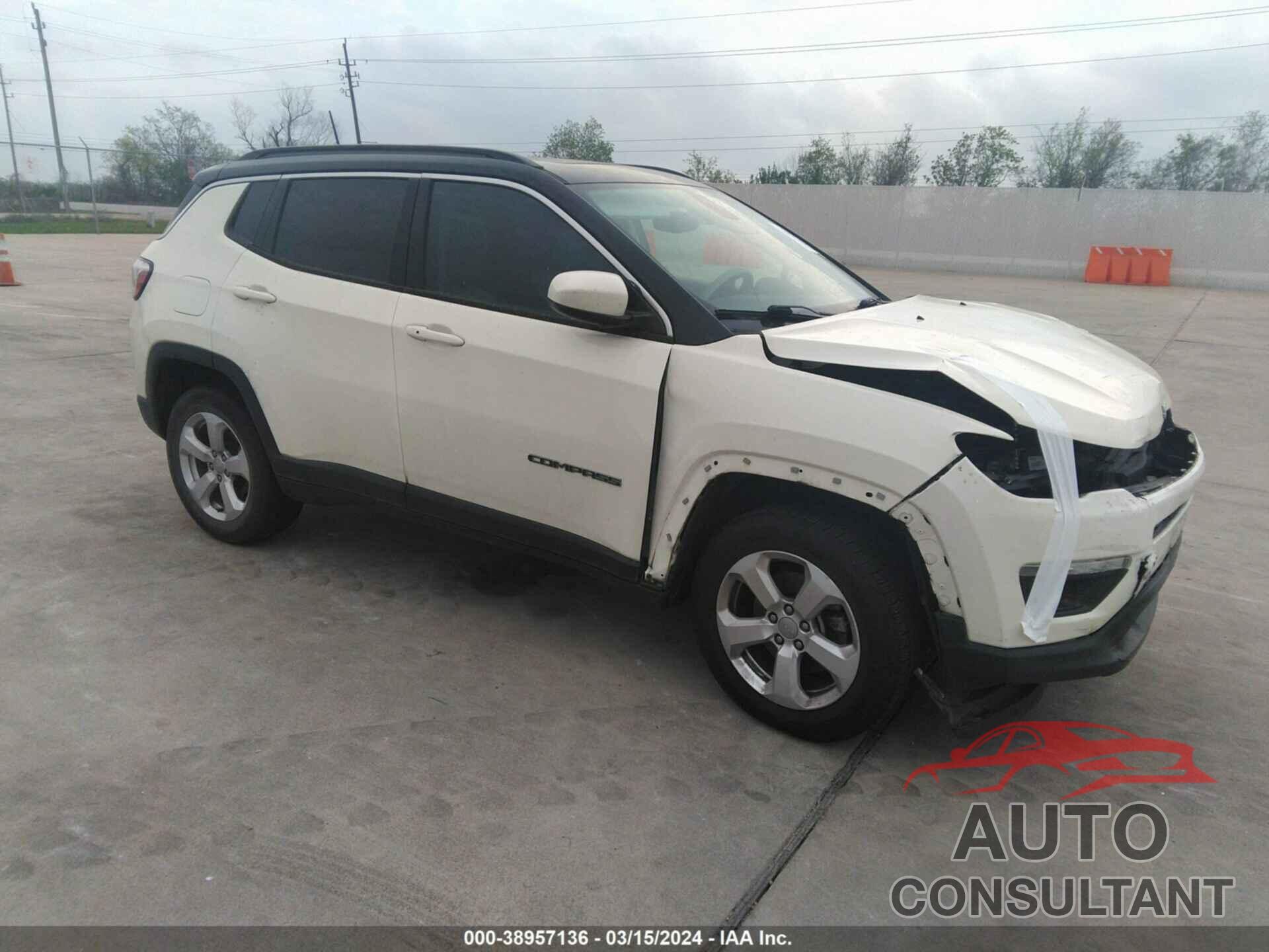 JEEP COMPASS 2018 - 3C4NJCBB9JT125005