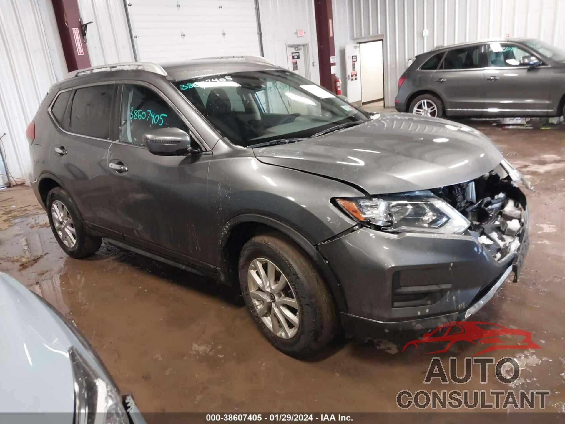 NISSAN ROGUE 2020 - KNMAT2MVXLP529867