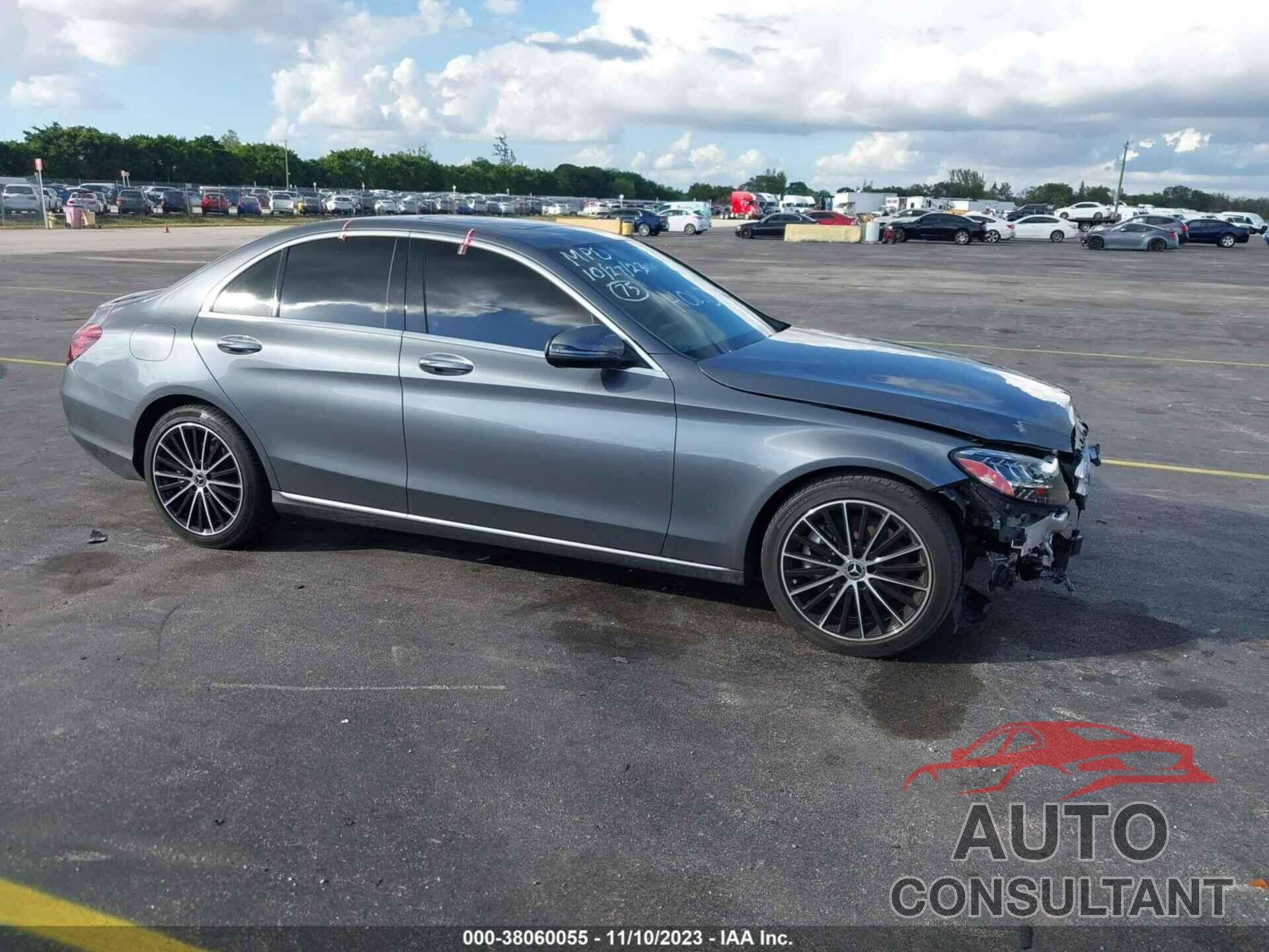 MERCEDES-BENZ C 300 2021 - W1KWF8DBXMR650030