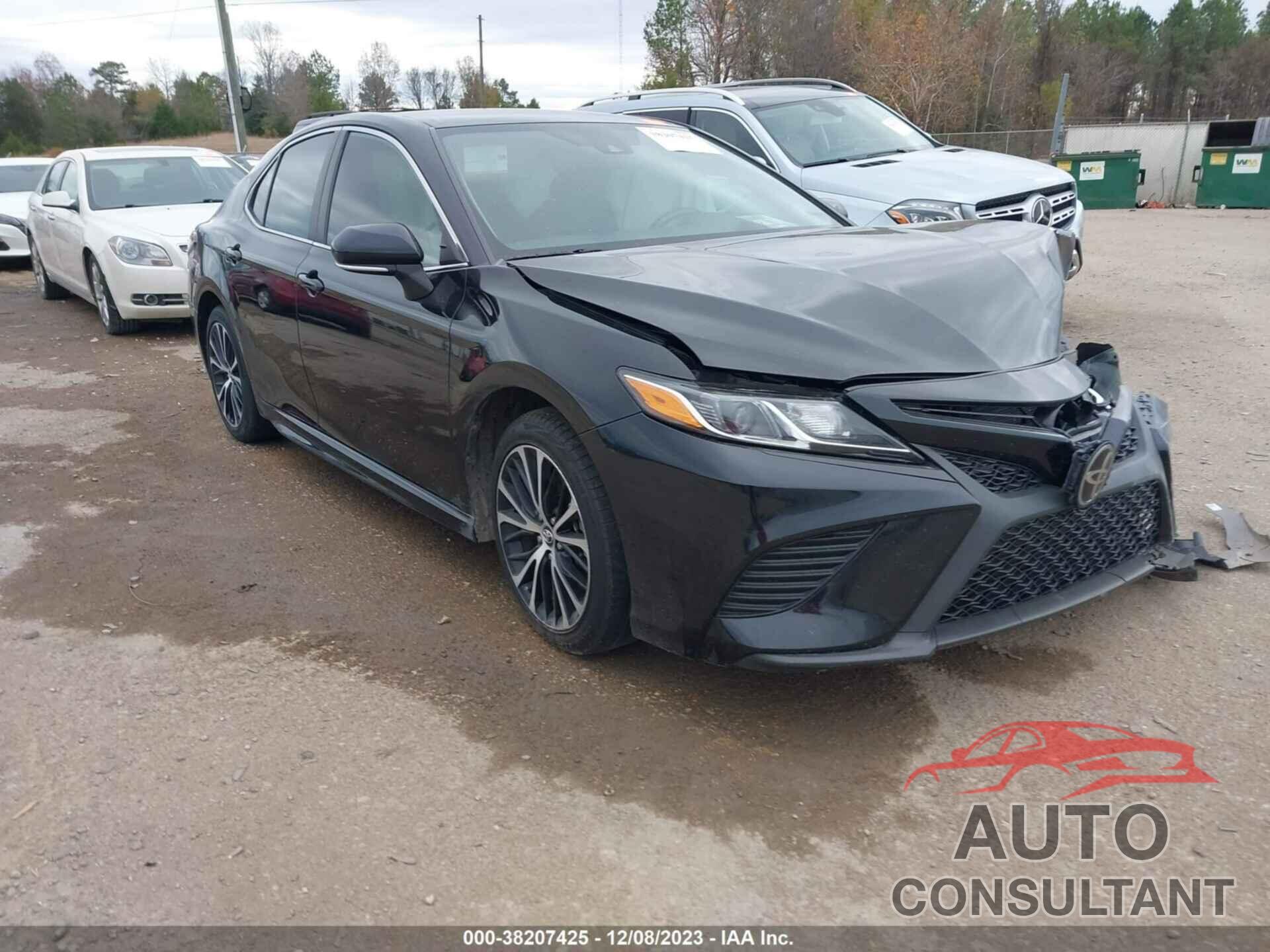 TOYOTA CAMRY 2019 - 4T1B11HK4KU699142