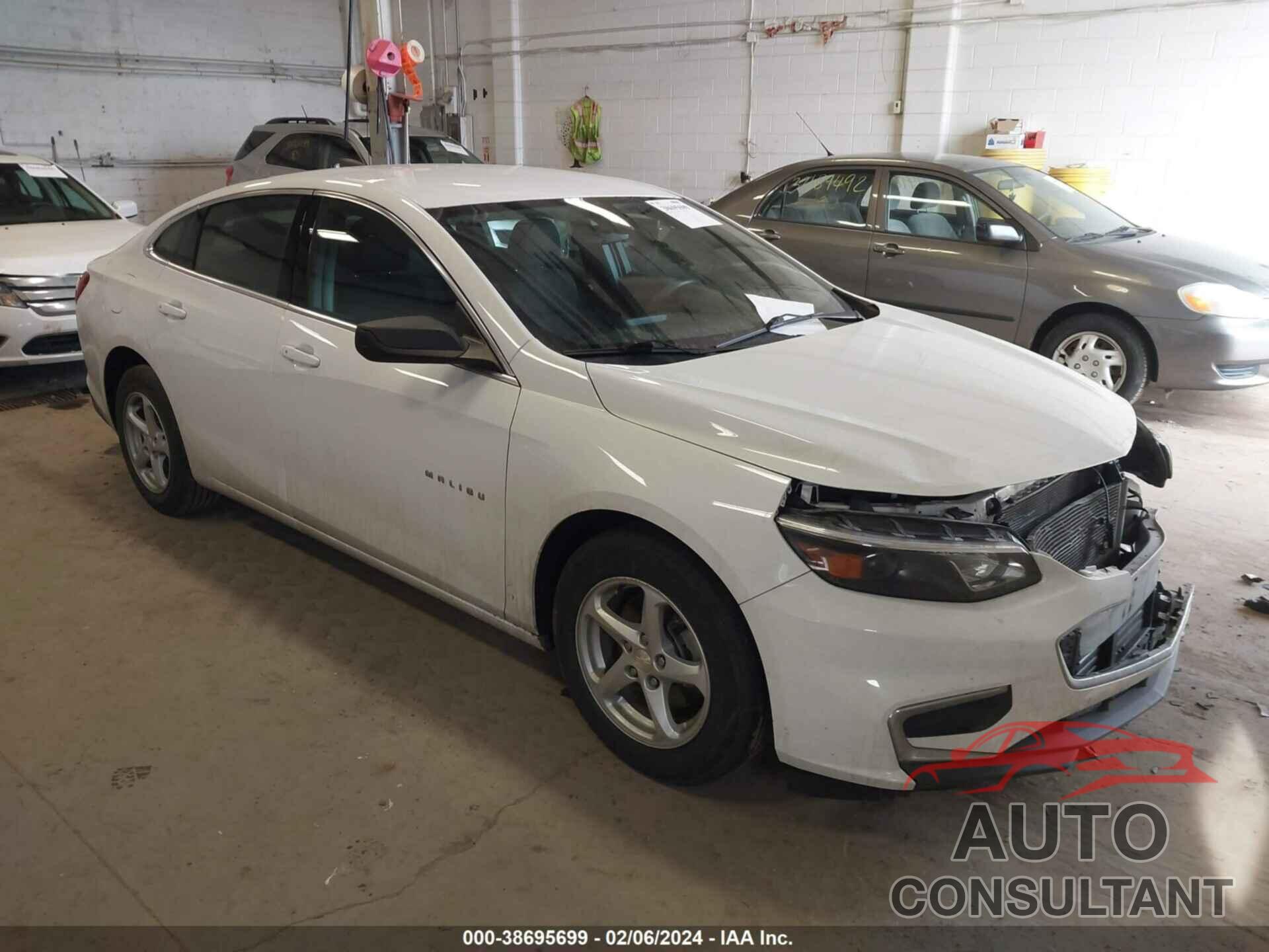 CHEVROLET MALIBU 2017 - 1G1ZB5ST8HF279821