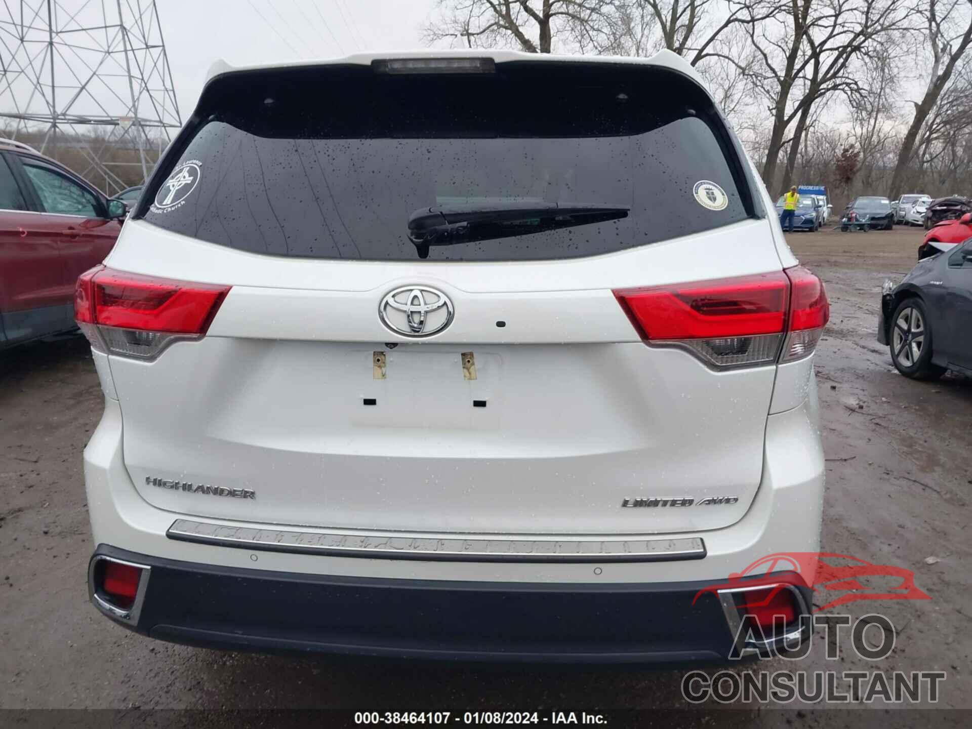 TOYOTA HIGHLANDER 2019 - 5TDDZRFH3KS701463