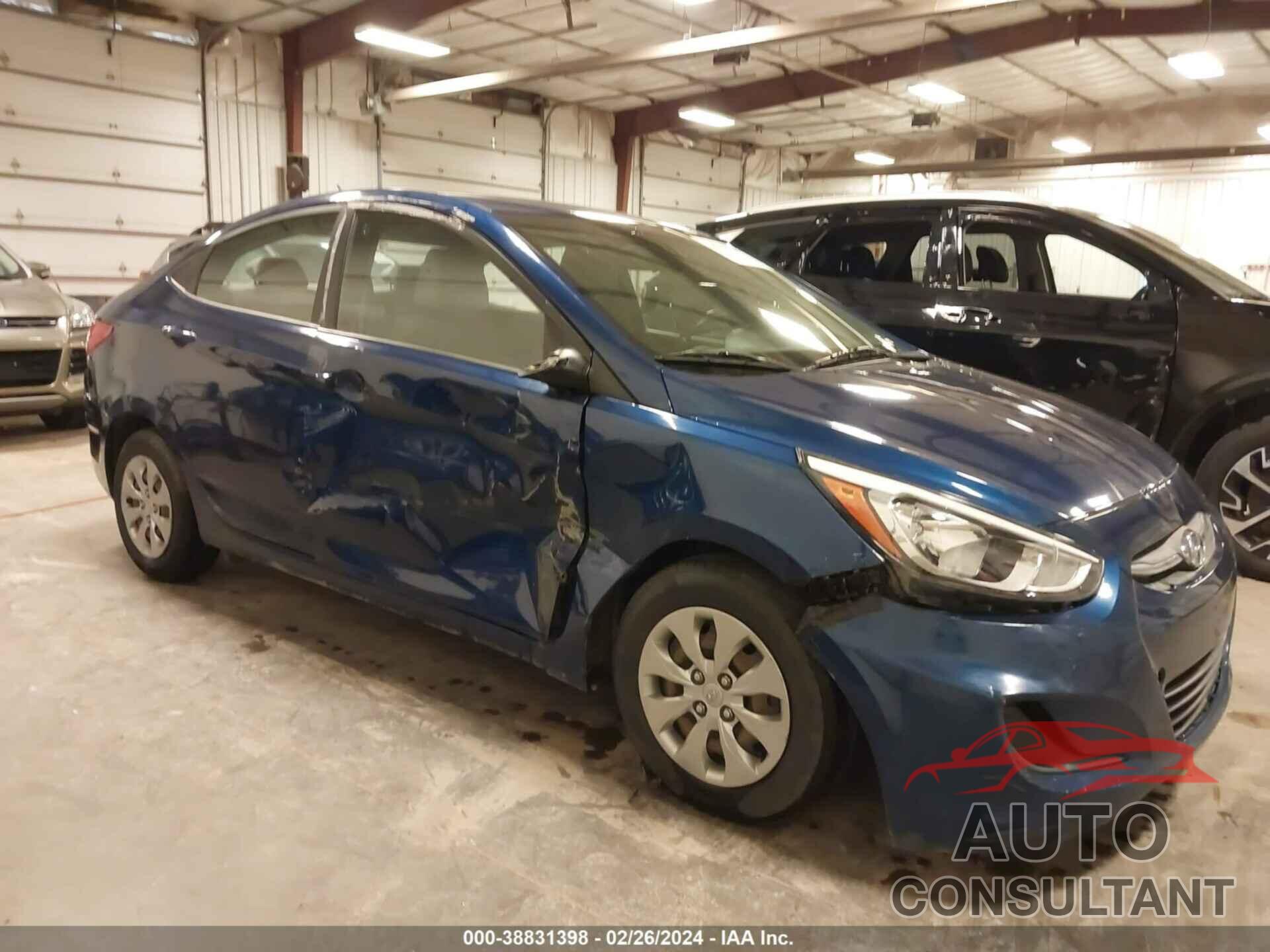 HYUNDAI ACCENT 2017 - KMHCT4AE0HU311515