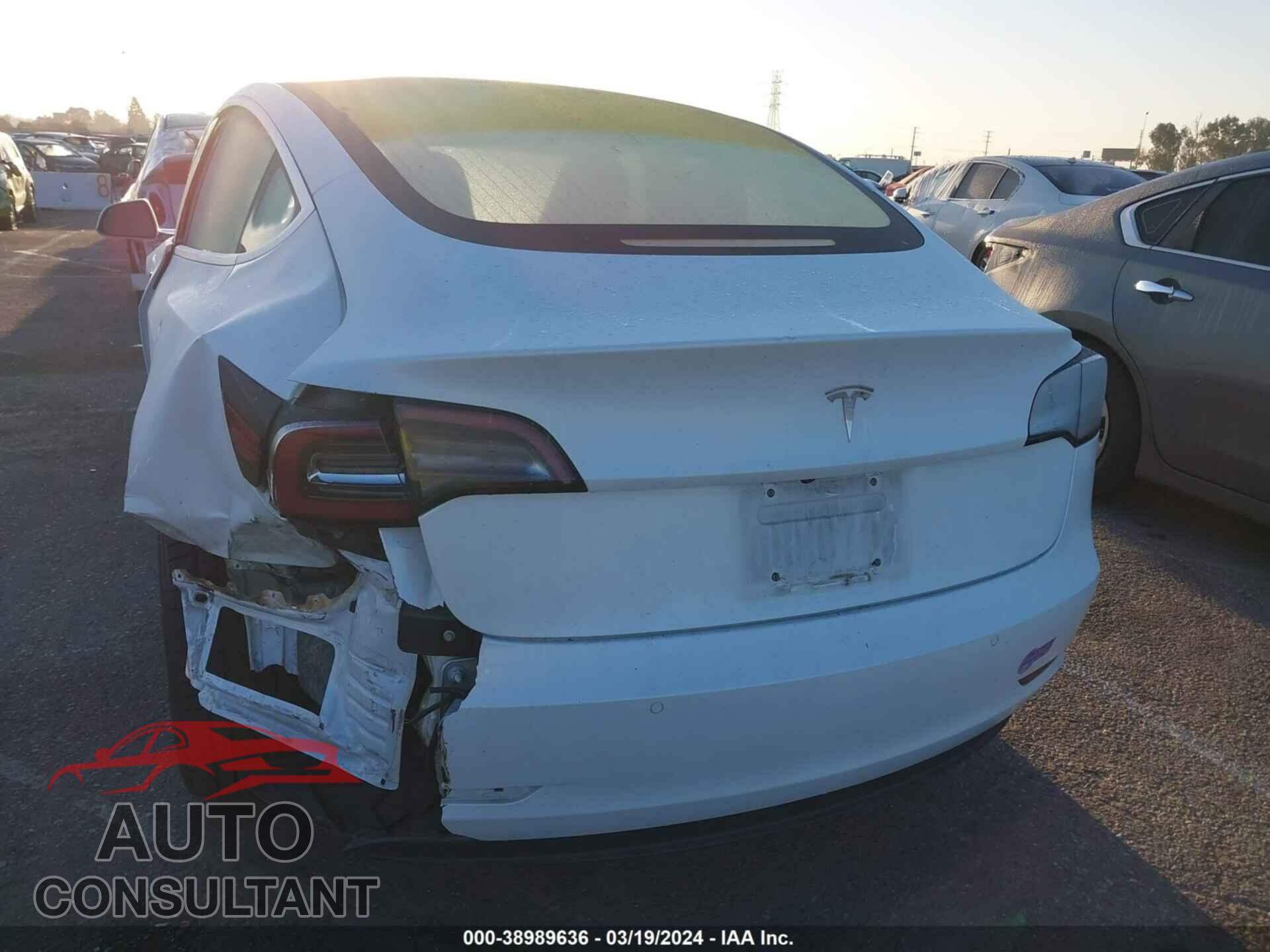 TESLA MODEL 3 2018 - 5YJ3E1EA7JF164810