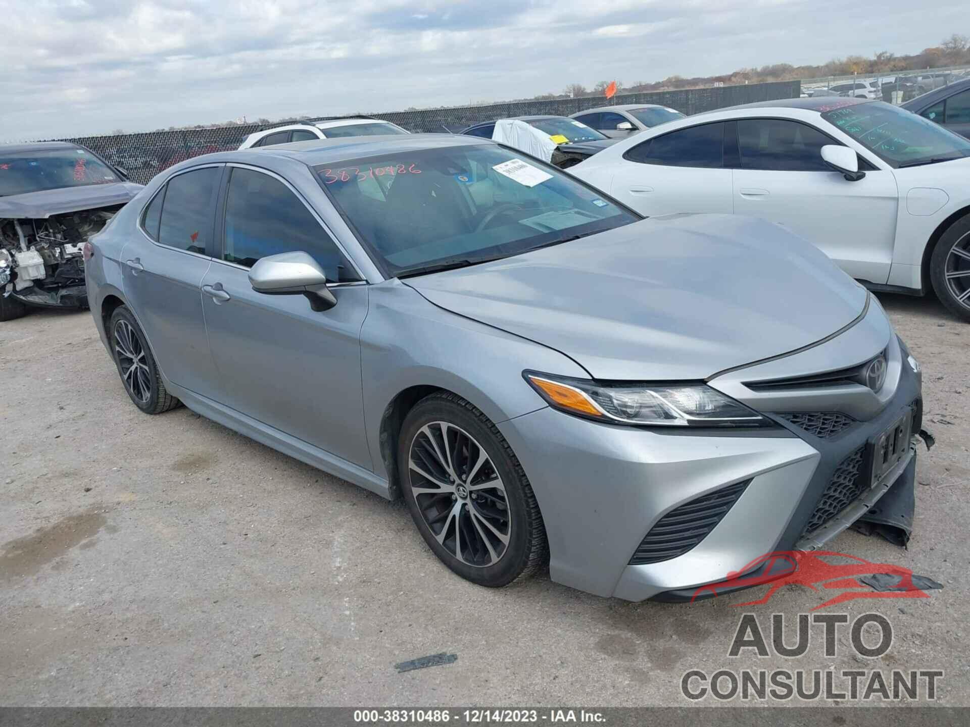 TOYOTA CAMRY 2020 - 4T1G11AK7LU881225