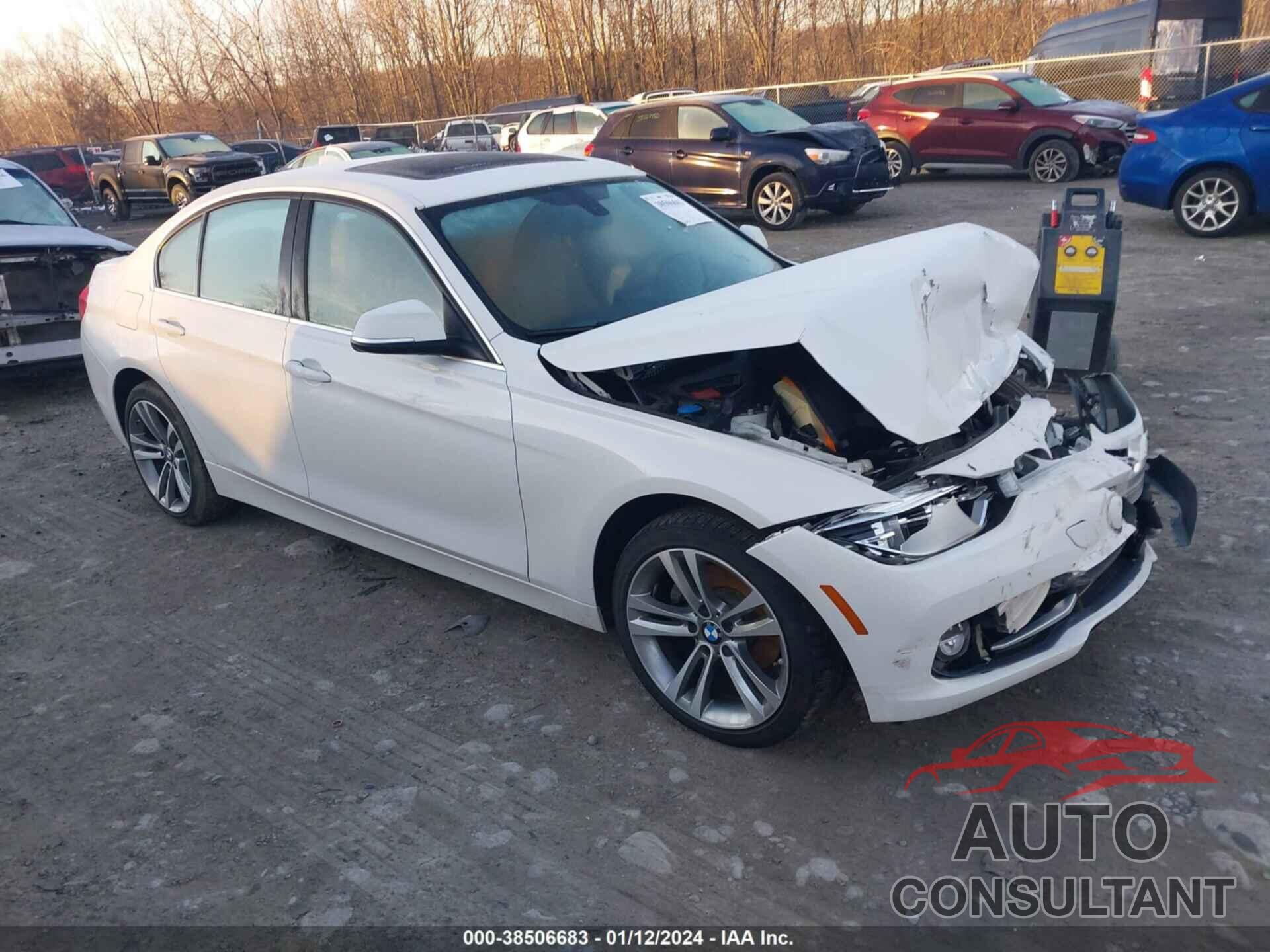 BMW 330I 2018 - WBA8D9C54JEM33633