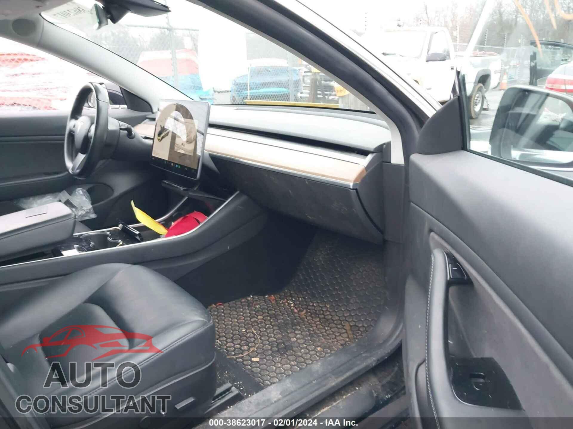 TESLA MODEL 3 2019 - 5YJ3E1EA8KF306423