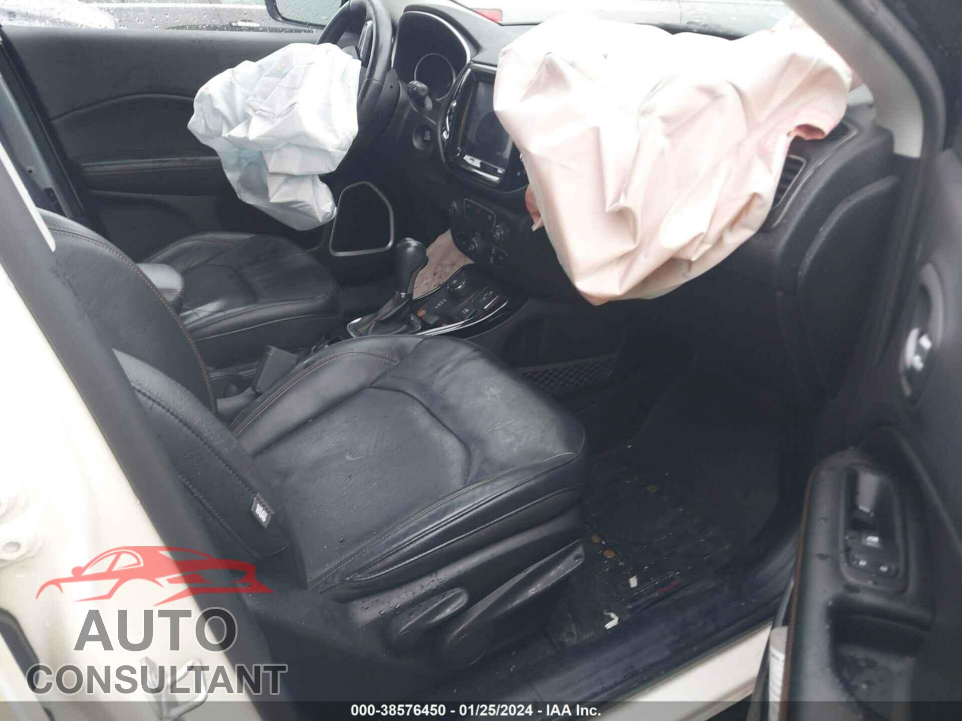 JEEP NEW COMPASS 2017 - 3C4NJDCB3HT646445
