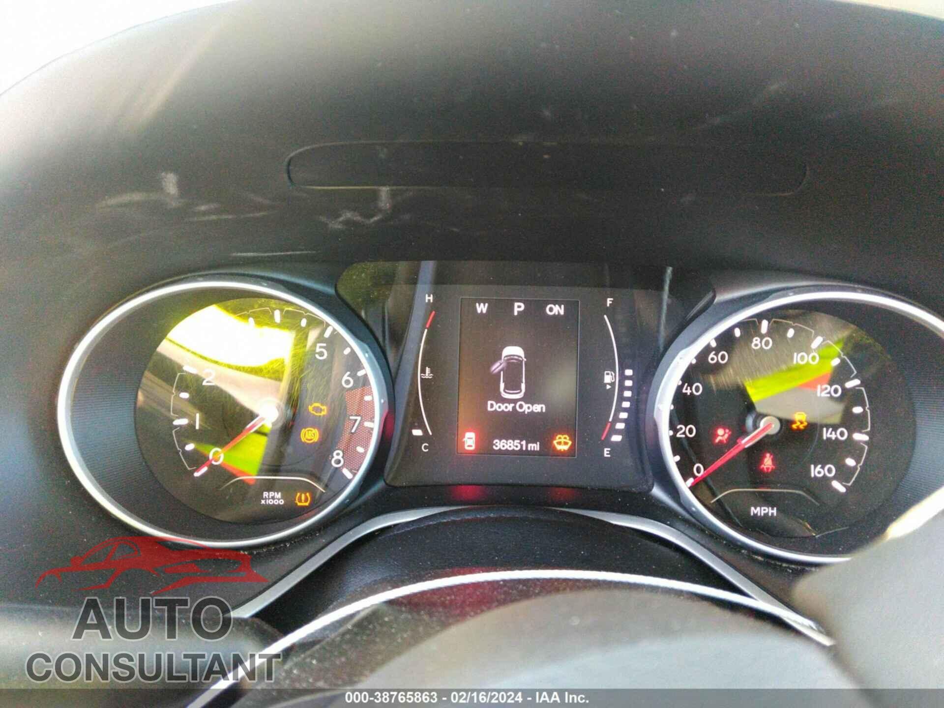 JEEP COMPASS 2019 - 3C4NJDBB0KT800635