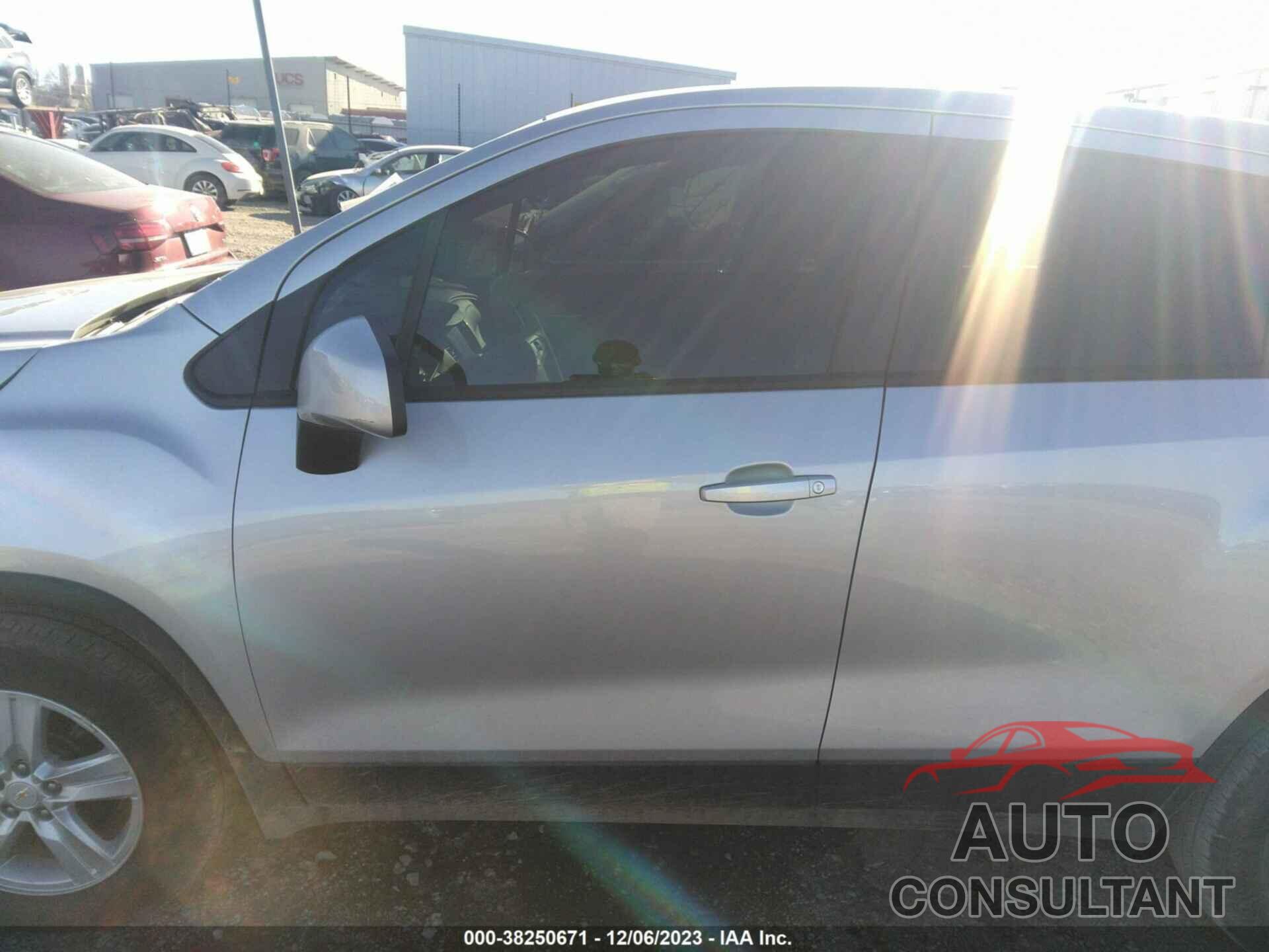 CHEVROLET TRAX 2022 - KL7CJKSM5NB545576