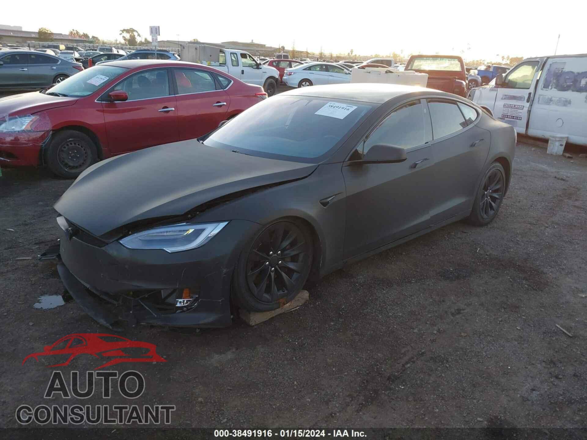 TESLA MODEL S 2019 - 5YJSA1E2XKF332831