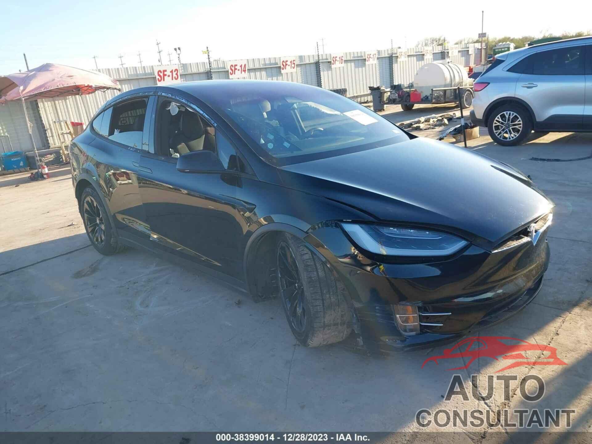 TESLA MODEL X 2018 - 5YJXCDE25JF119642