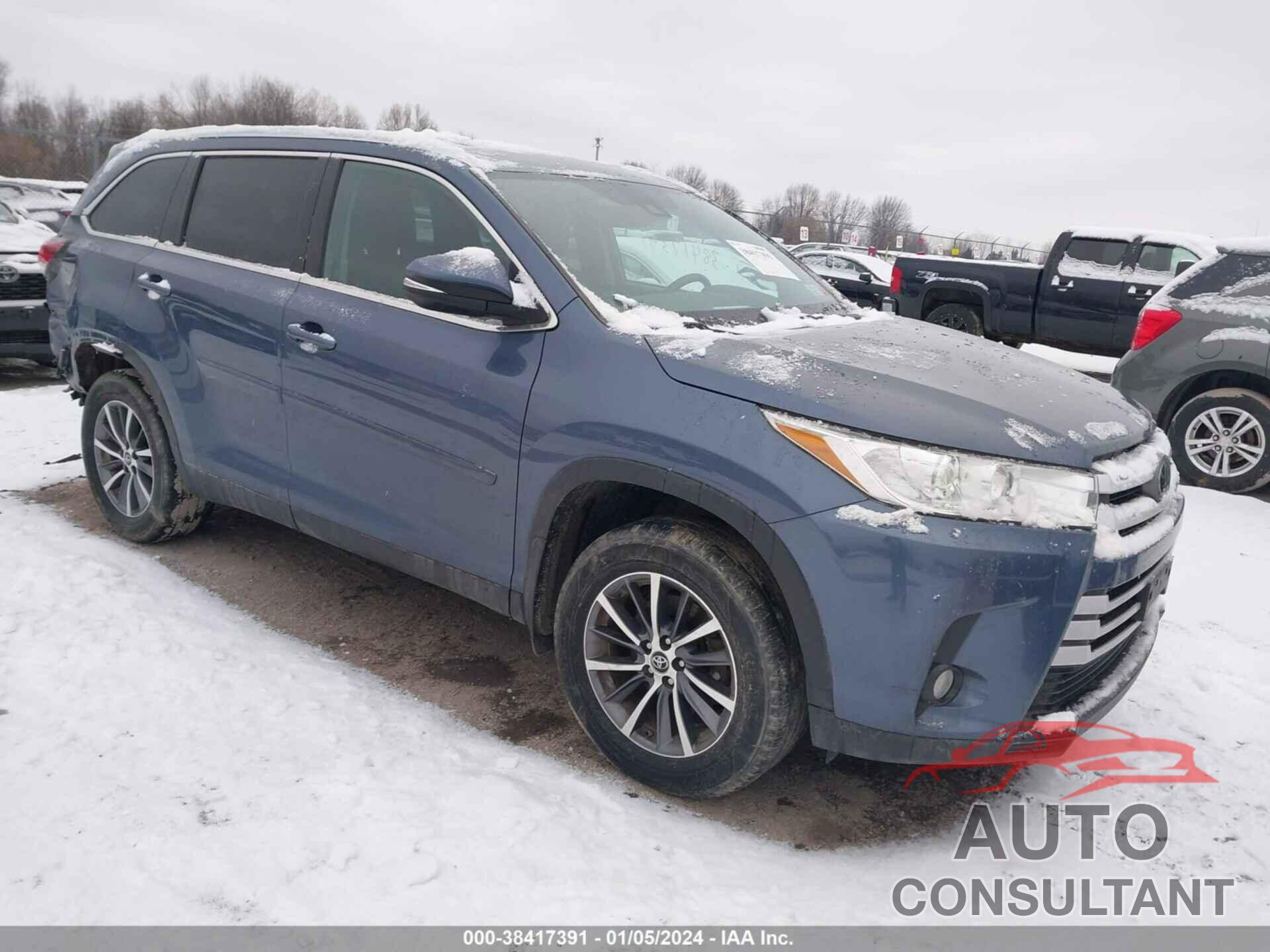 TOYOTA HIGHLANDER 2019 - 5TDJZRFH4KS946100