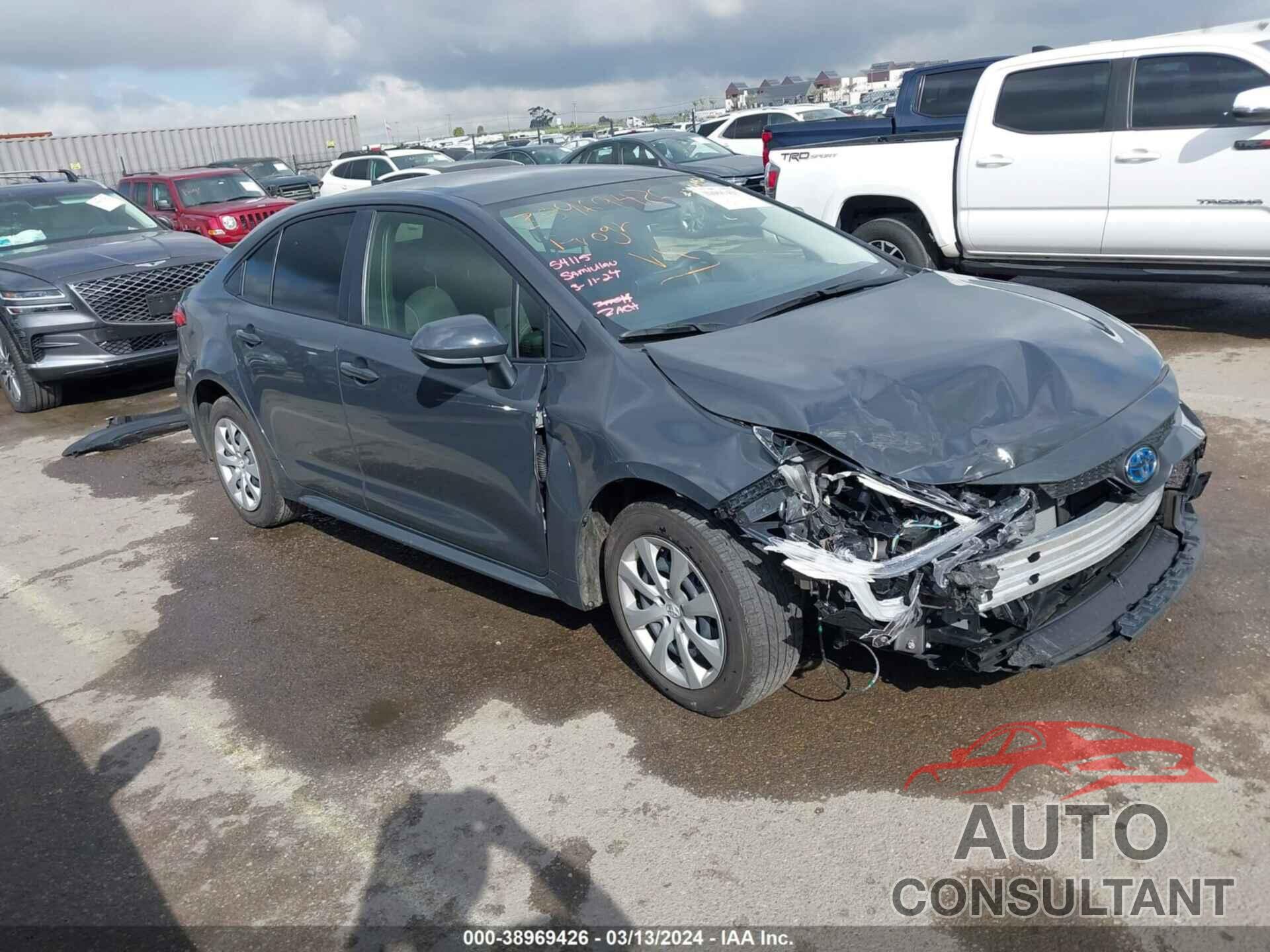 TOYOTA COROLLA 2023 - JTDBCMFE8P3018894