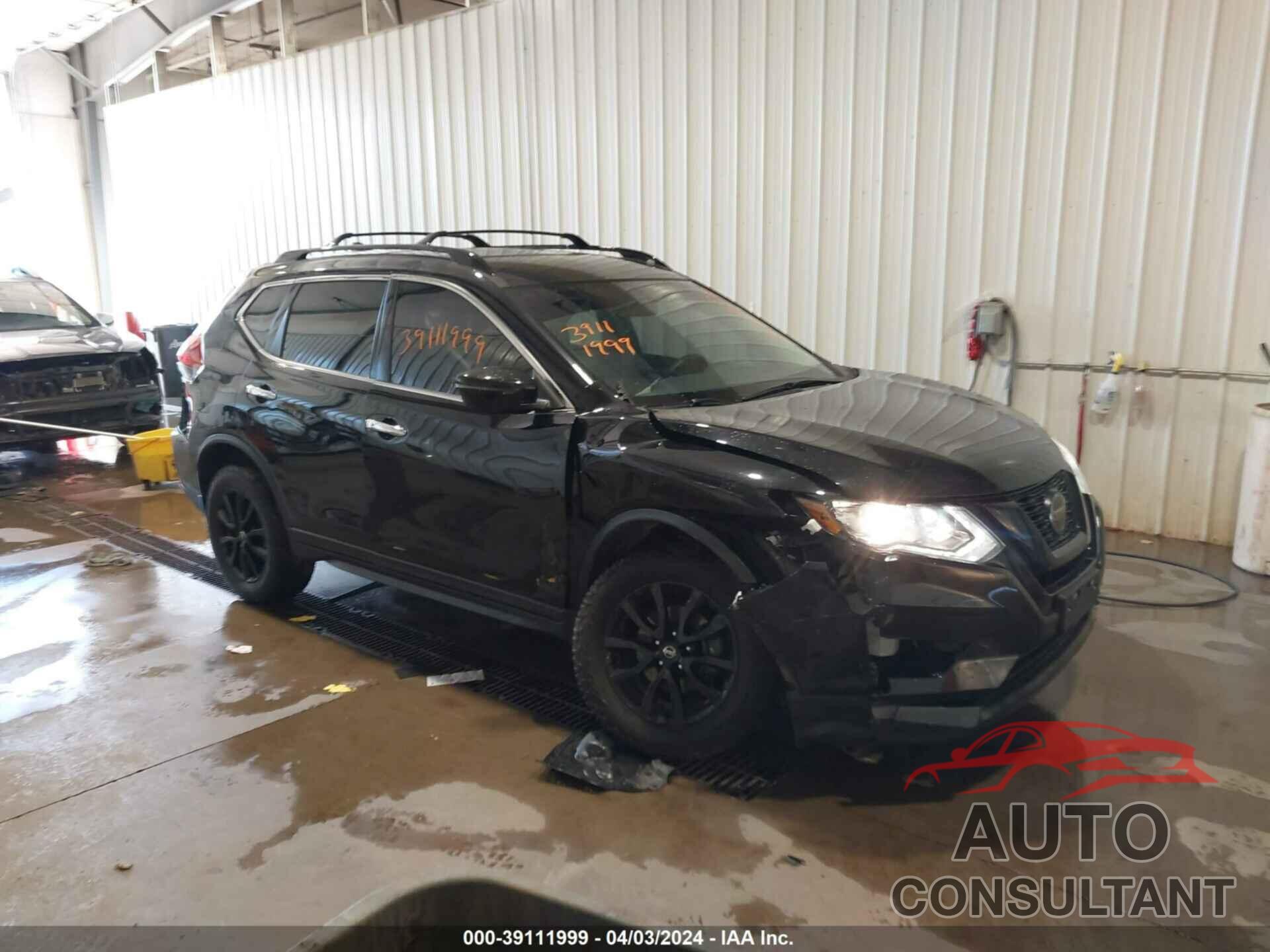 NISSAN ROGUE 2018 - 5N1AT2MV9JC820053