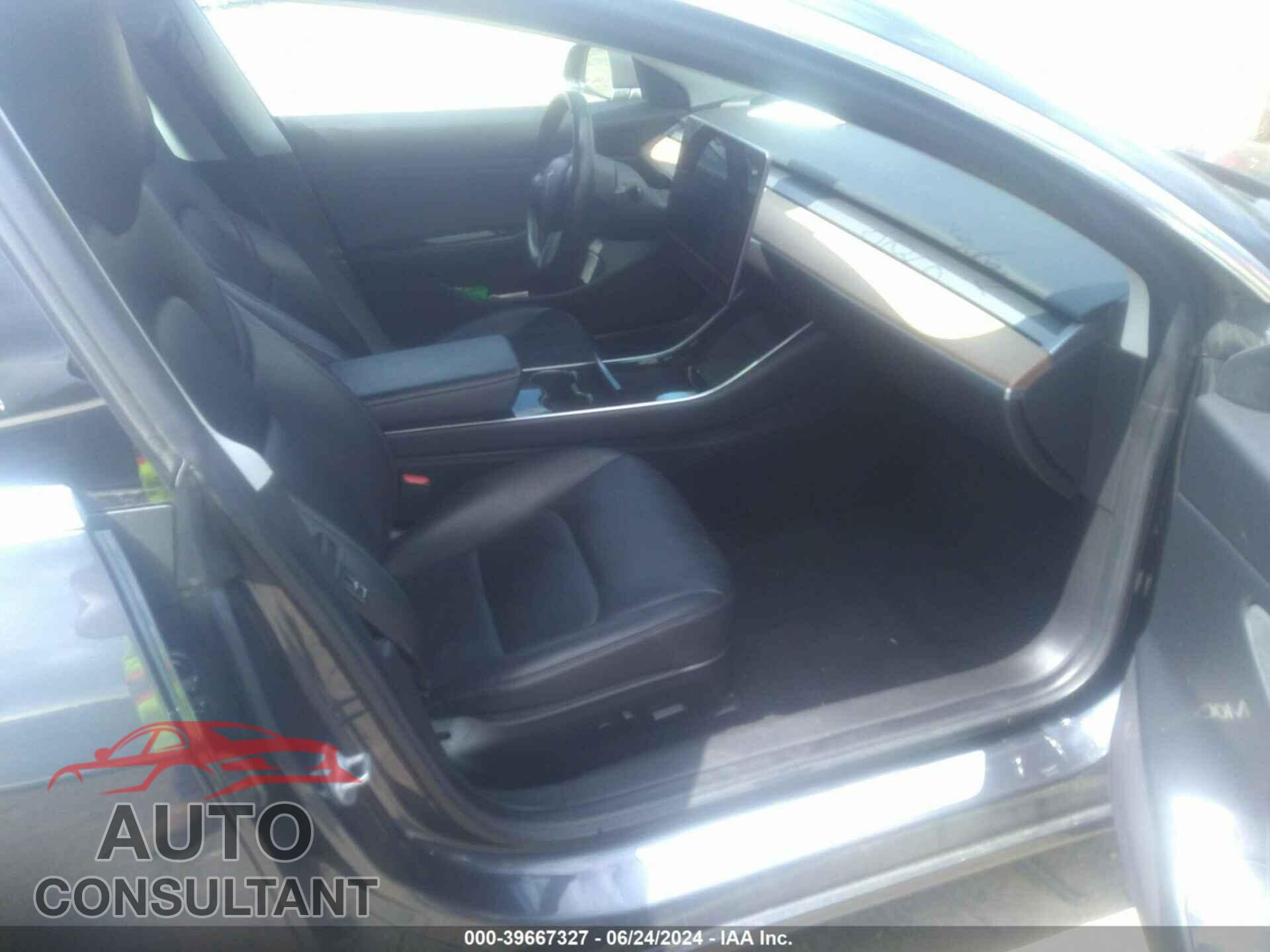 TESLA MODEL 3 2019 - 5YJ3E1EA2KF311729