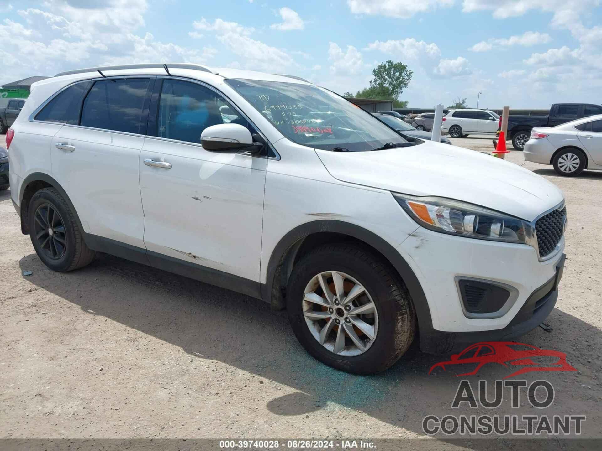 KIA SORENTO 2018 - 5XYPG4A31JG366748