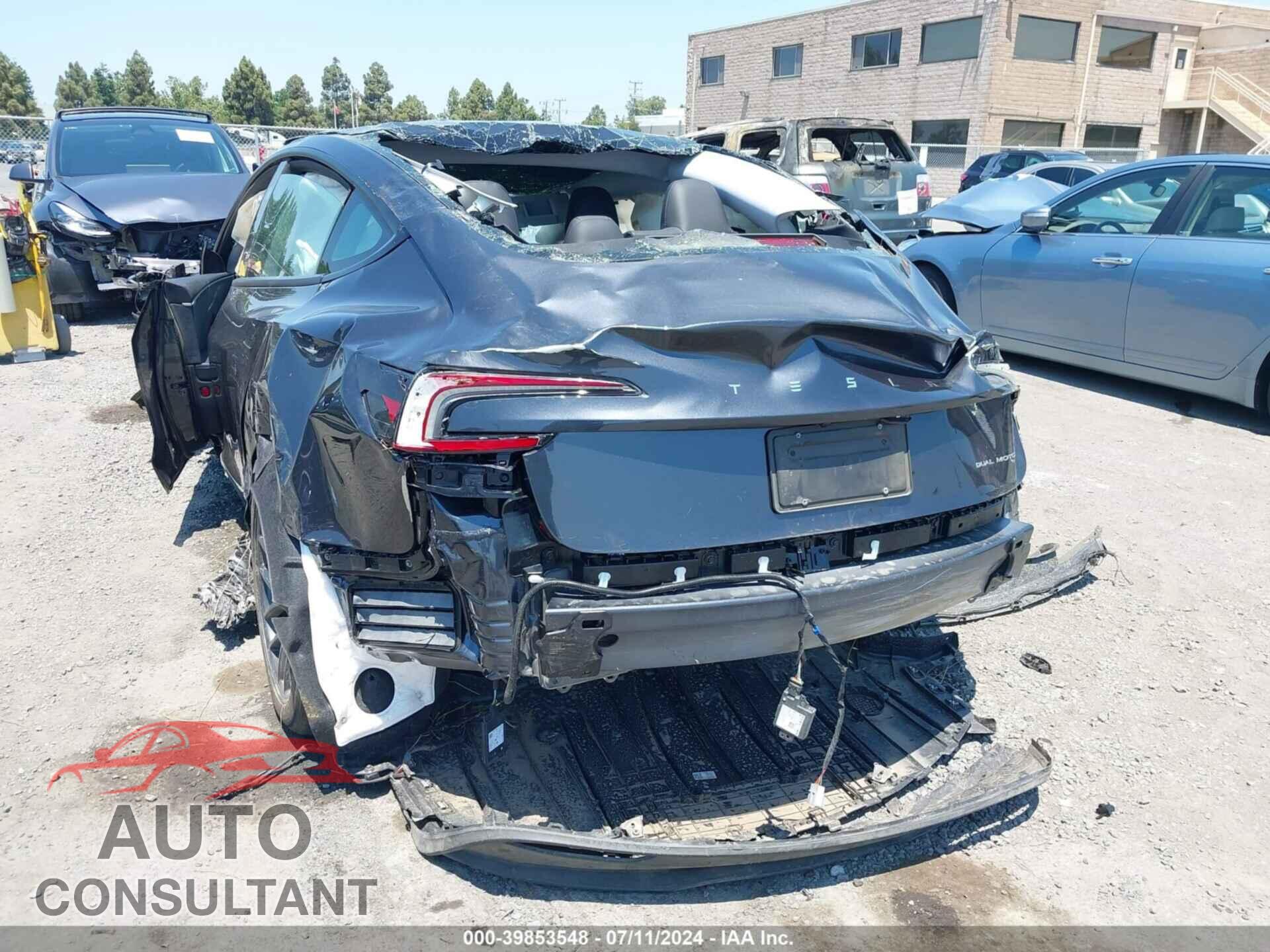 TESLA MODEL 3 2024 - 5YJ3E1EB7RF729092