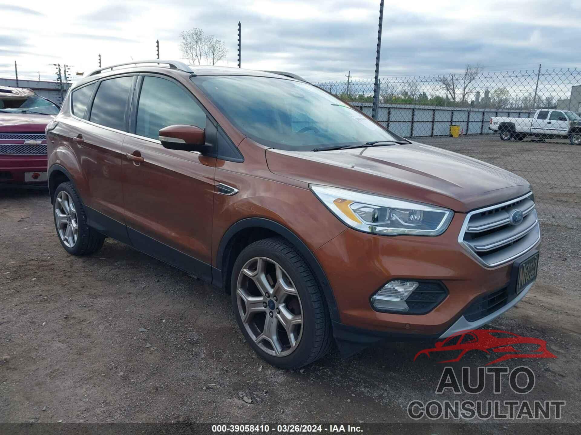 FORD ESCAPE 2017 - 1FMCU9J99HUB23055