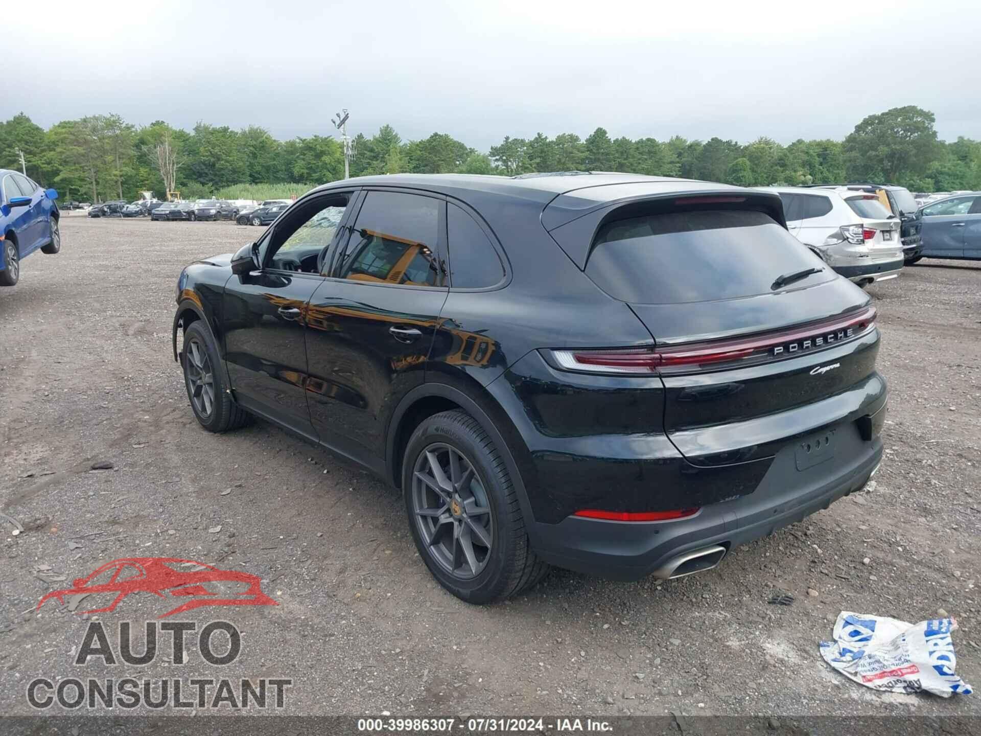 PORSCHE CAYENNE 2024 - WP1AA2AY9RDA02125