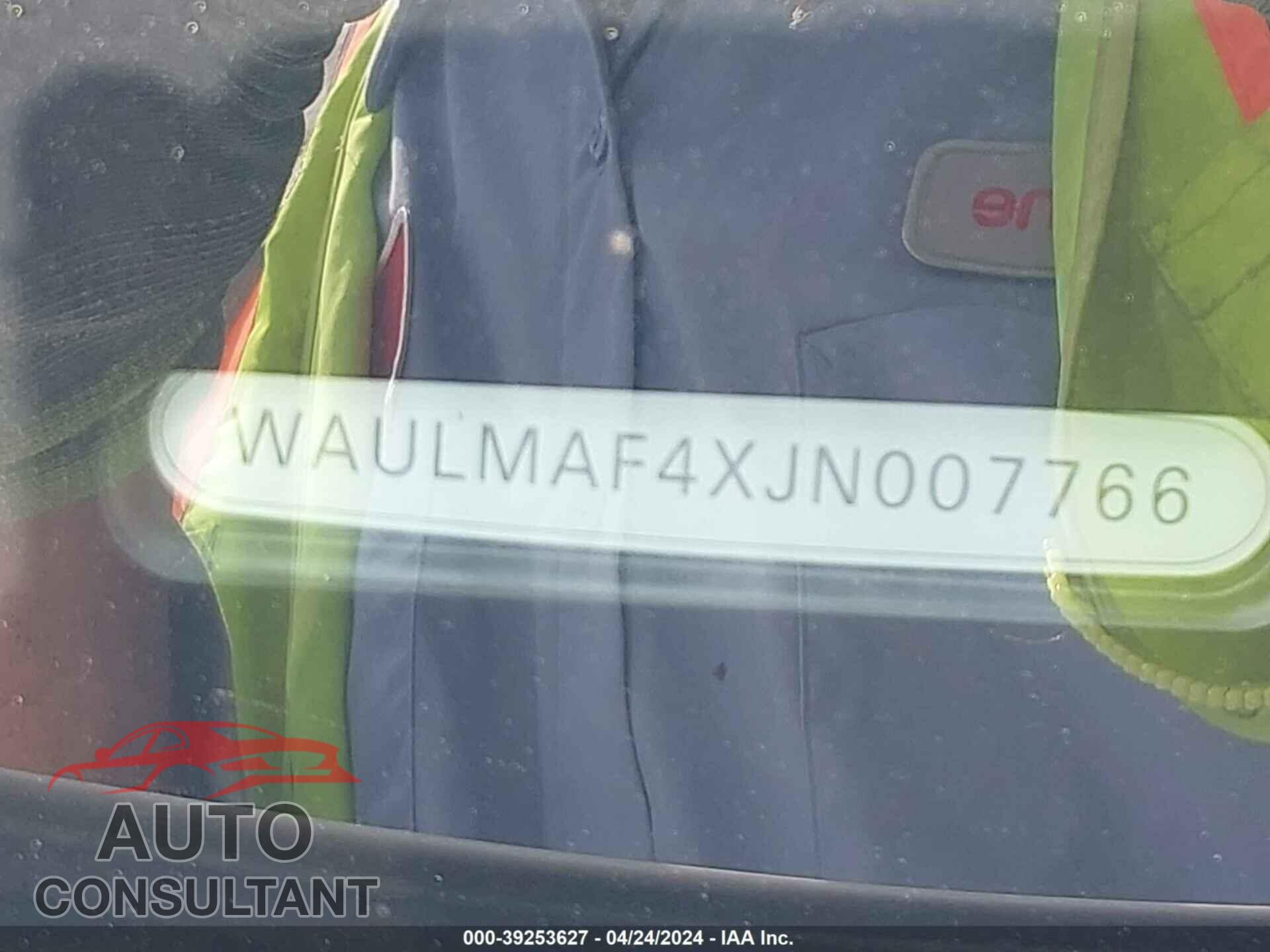 AUDI A4 2018 - WAULMAF4XJN007766