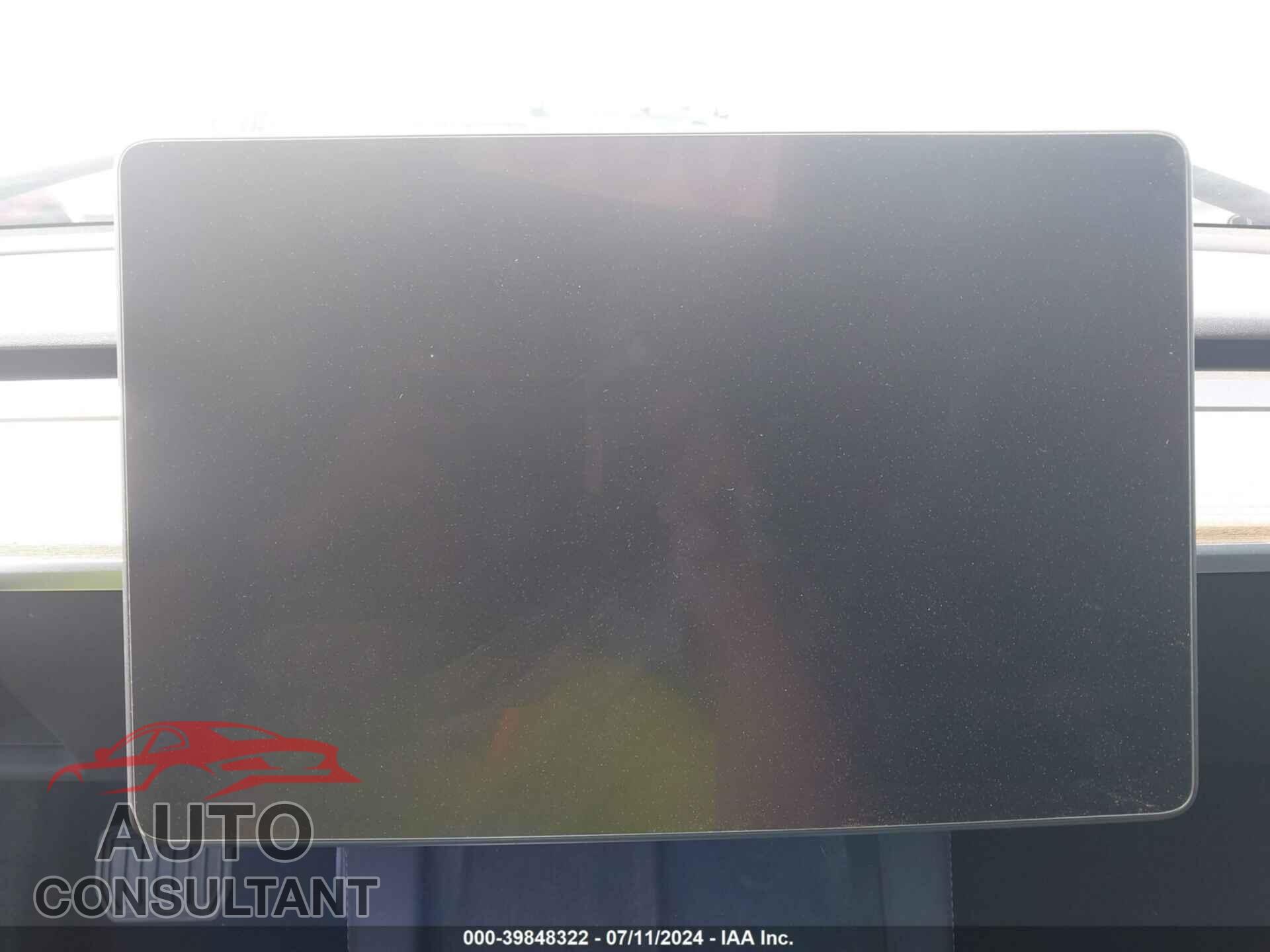 TESLA MODEL 3 2023 - 5YJ3E1EA0PF572753