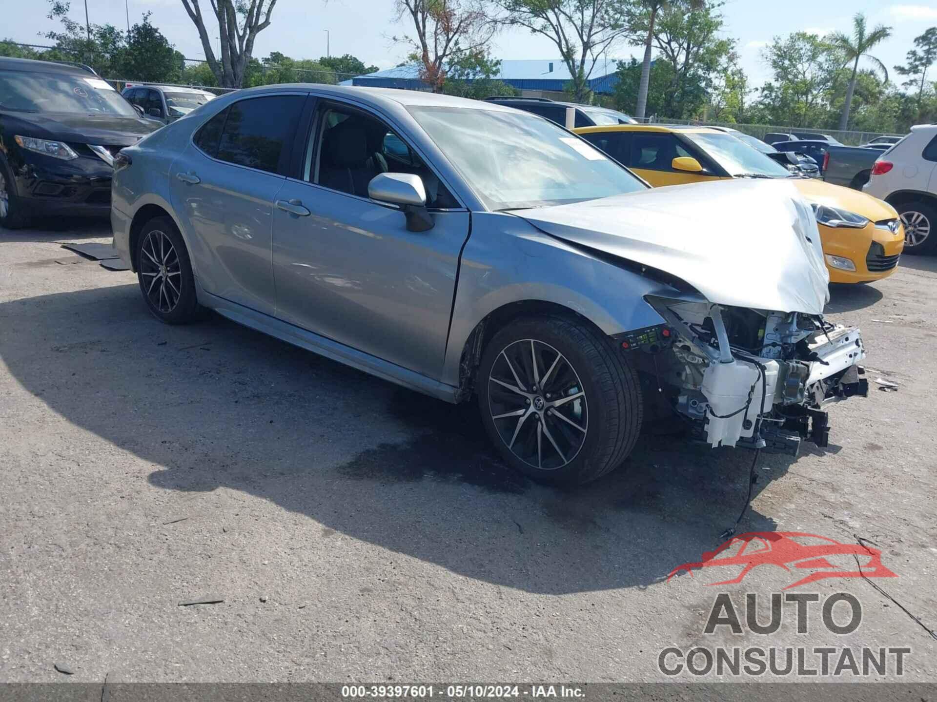 TOYOTA CAMRY 2023 - 4T1G11AK3PU781984