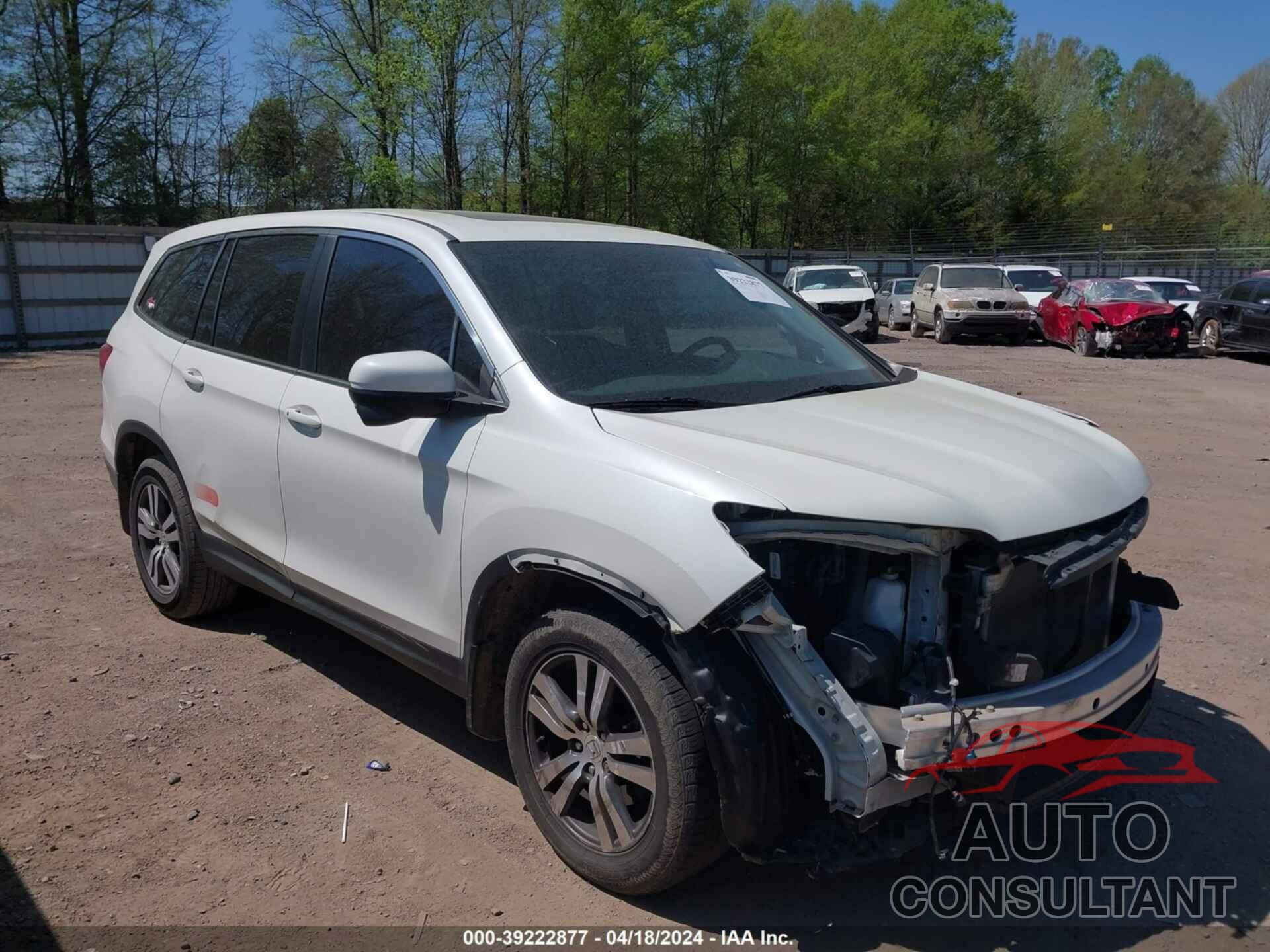 HONDA PILOT 2017 - 5FNYF5H5XHB010675