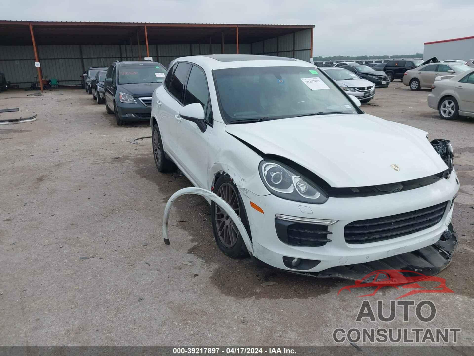 PORSCHE CAYENNE 2017 - WP1AA2A21HKA91422