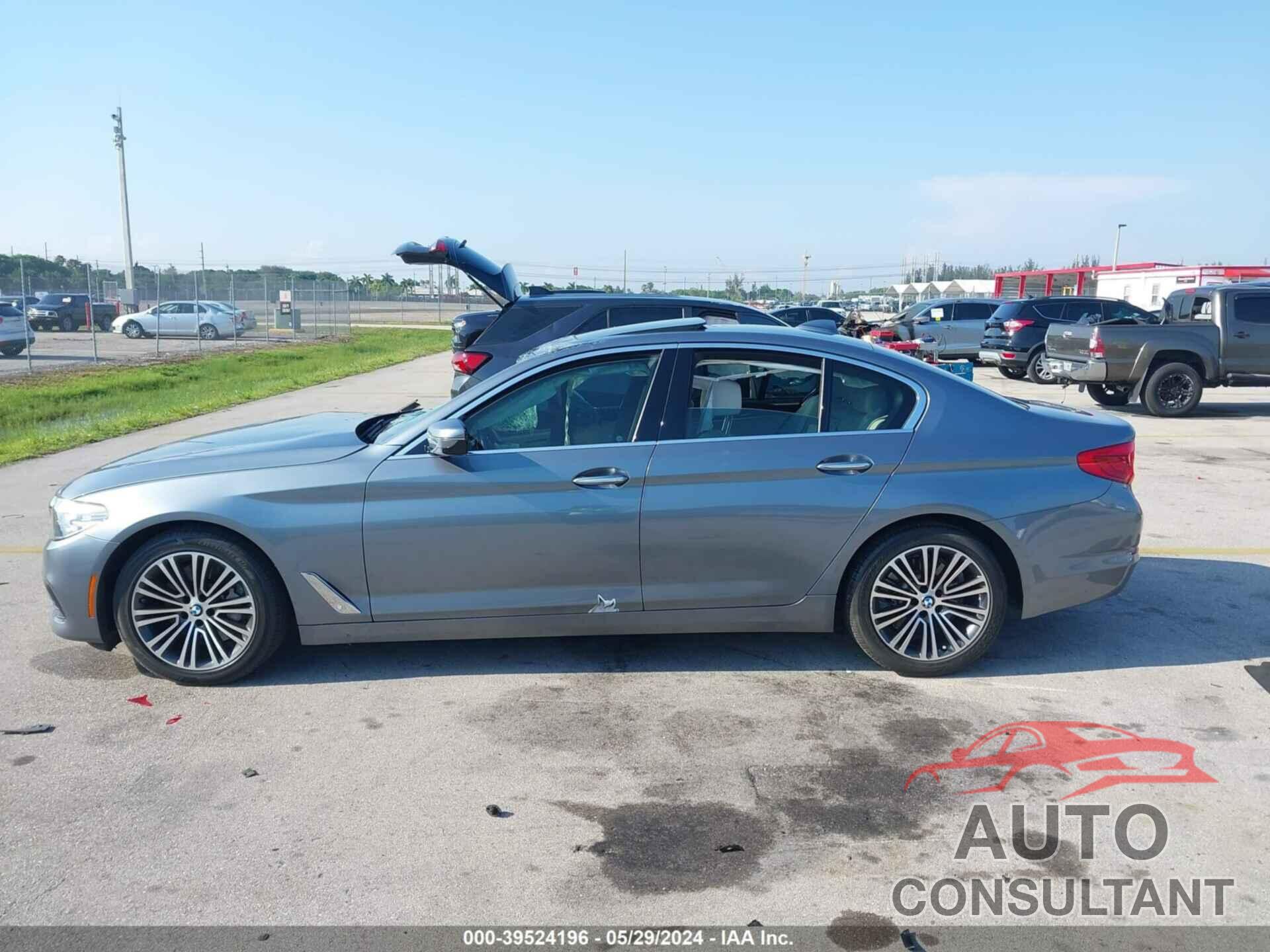 BMW 530I 2018 - WBAJA5C55JWA38943