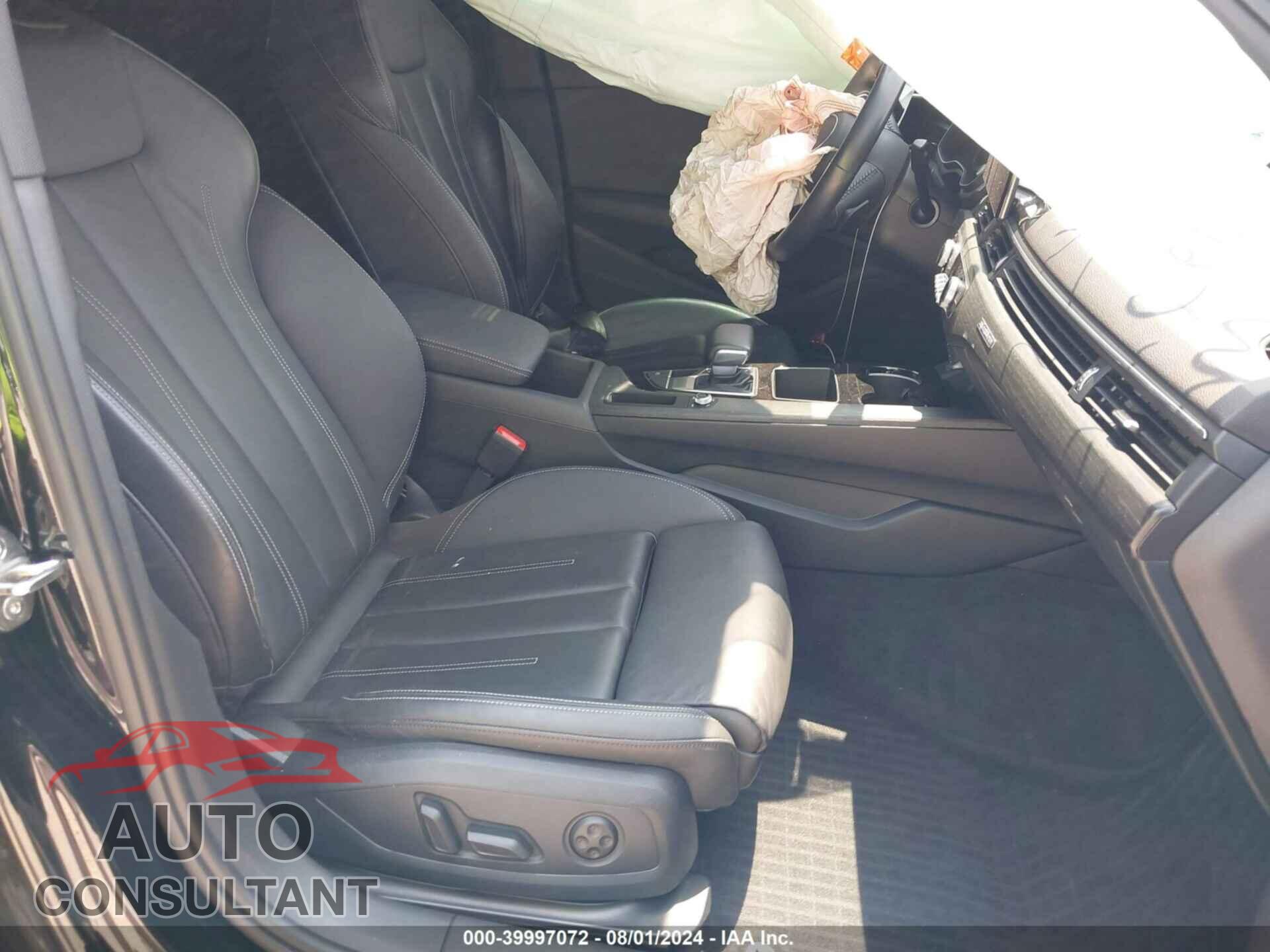 AUDI A4 2020 - WAUDNAF43LN007760