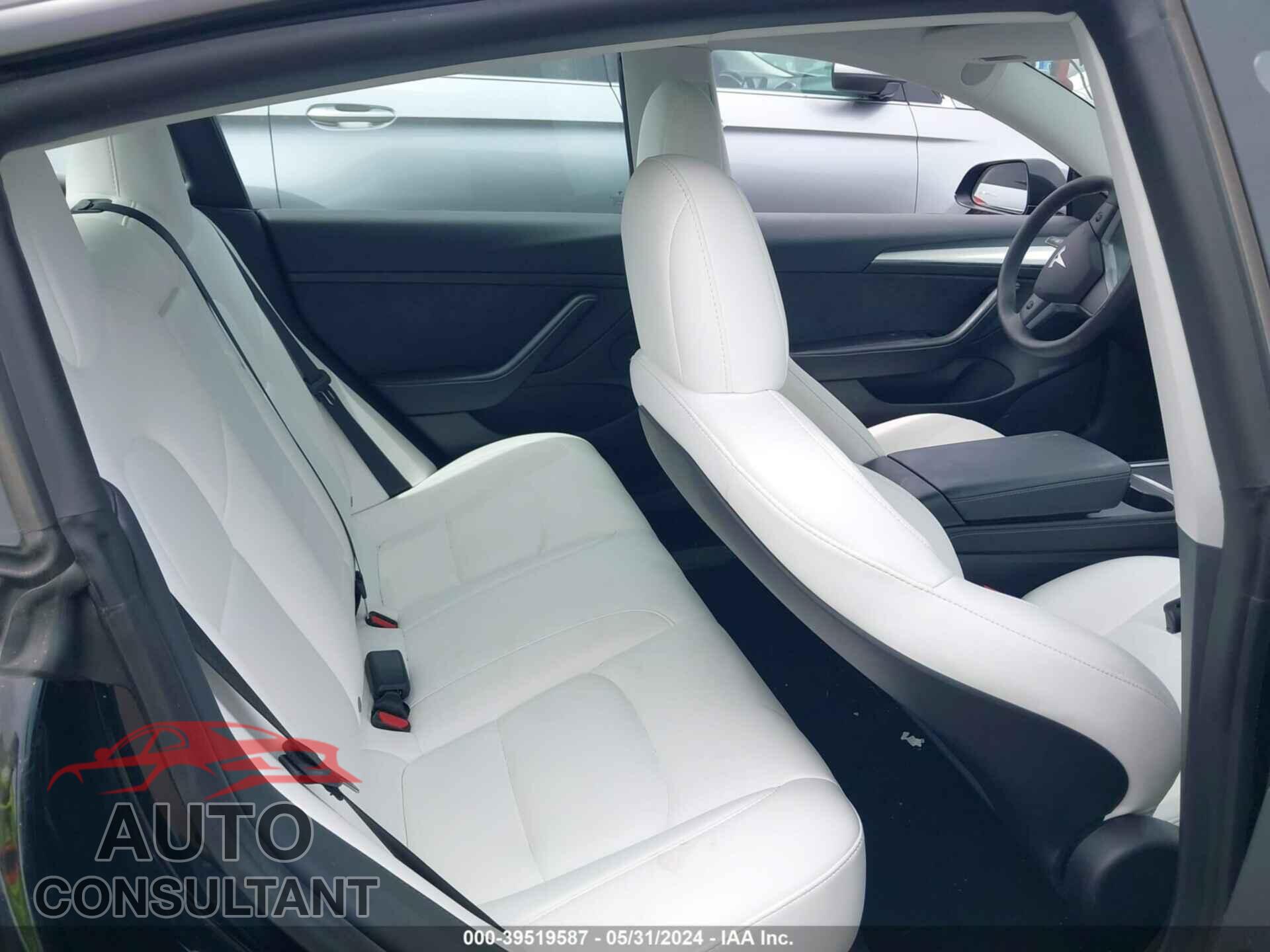 TESLA MODEL 3 2021 - 5YJ3E1EC5MF092530