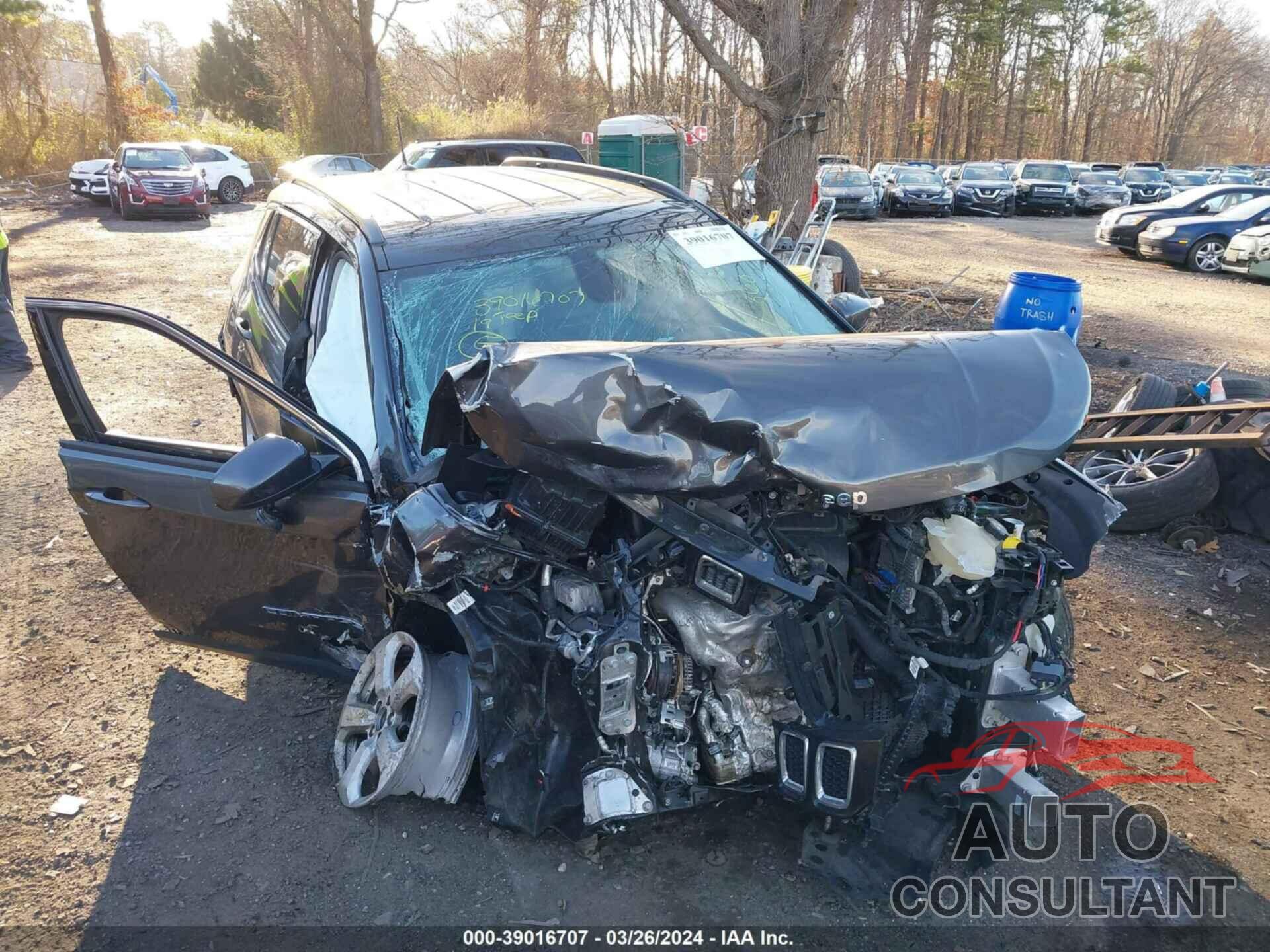 JEEP COMPASS 2019 - 3C4NJDBB3KT834519