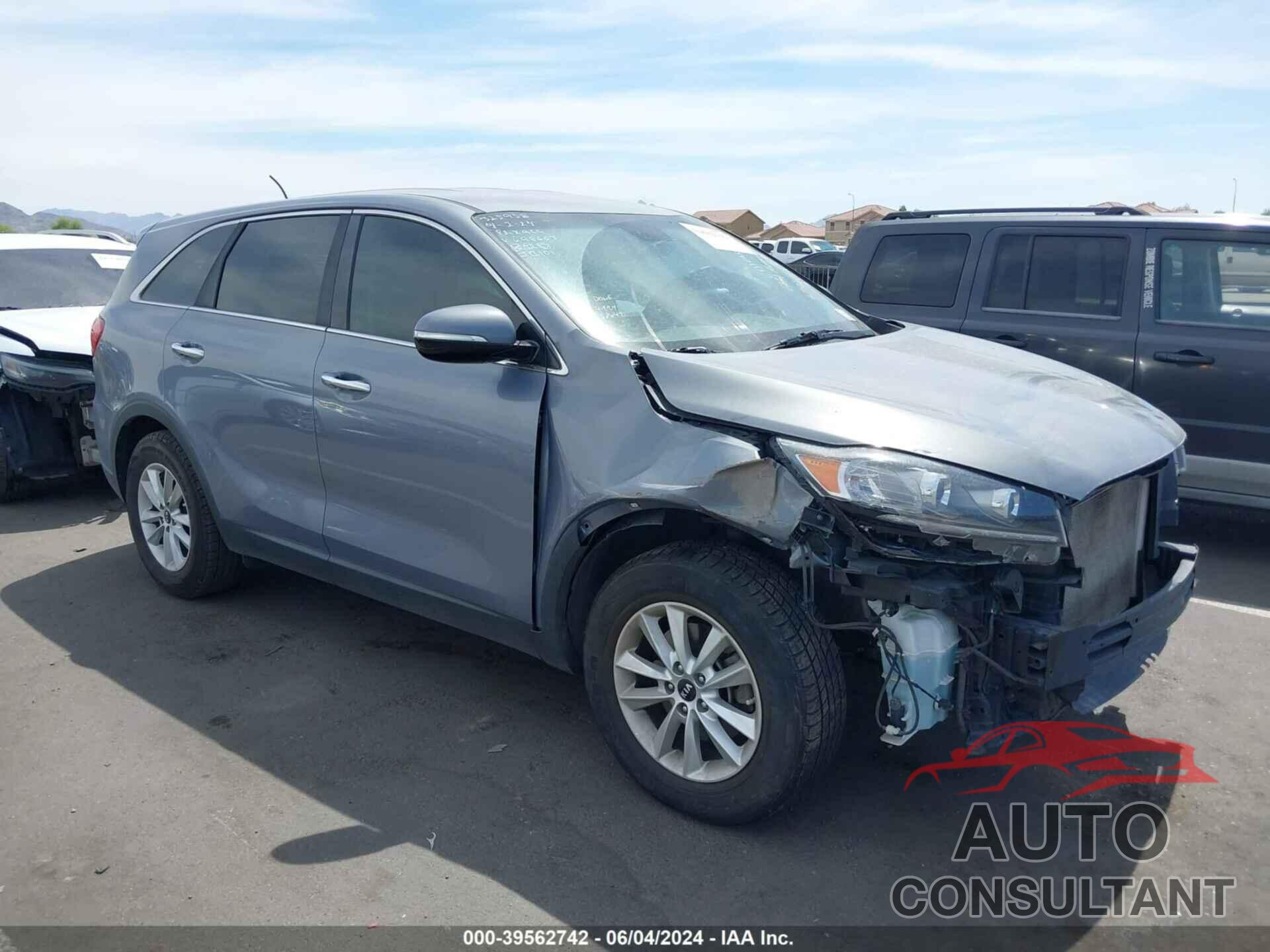 KIA SORENTO 2020 - 5XYPG4A35LG698663