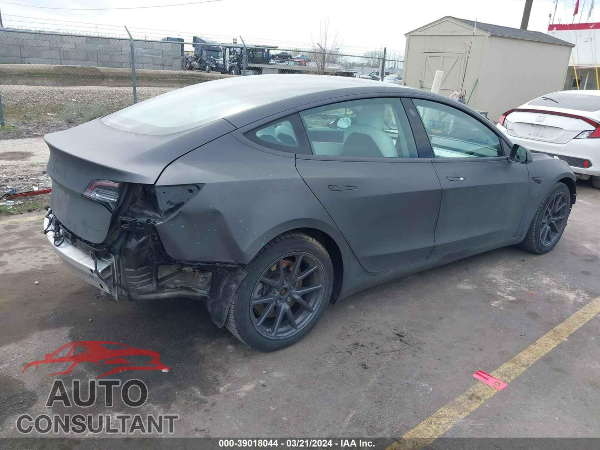 TESLA MODEL 3 2020 - 5YJ3E1EB8LF621801
