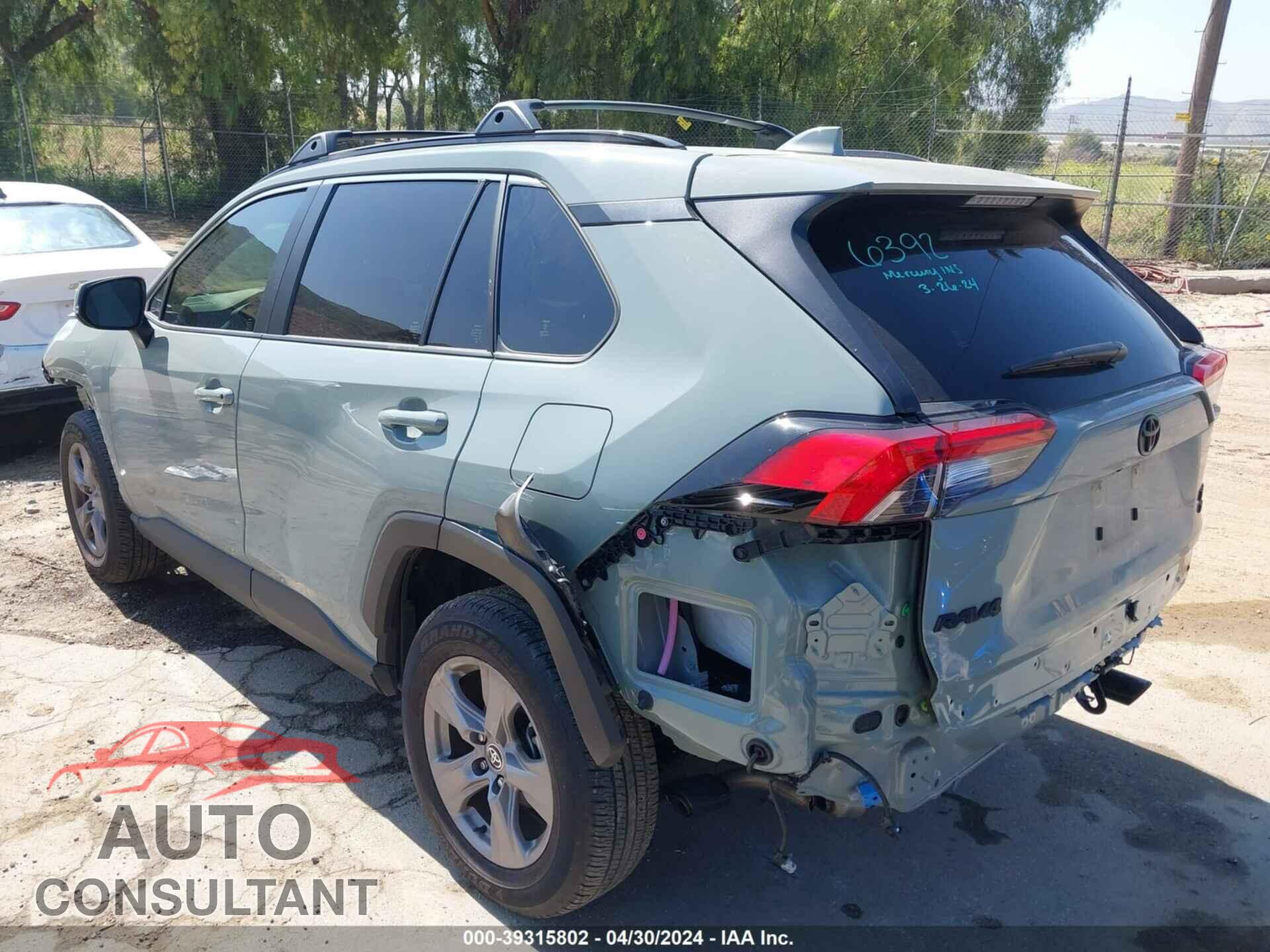 TOYOTA RAV4 2023 - JTMP1RFV4PD099654